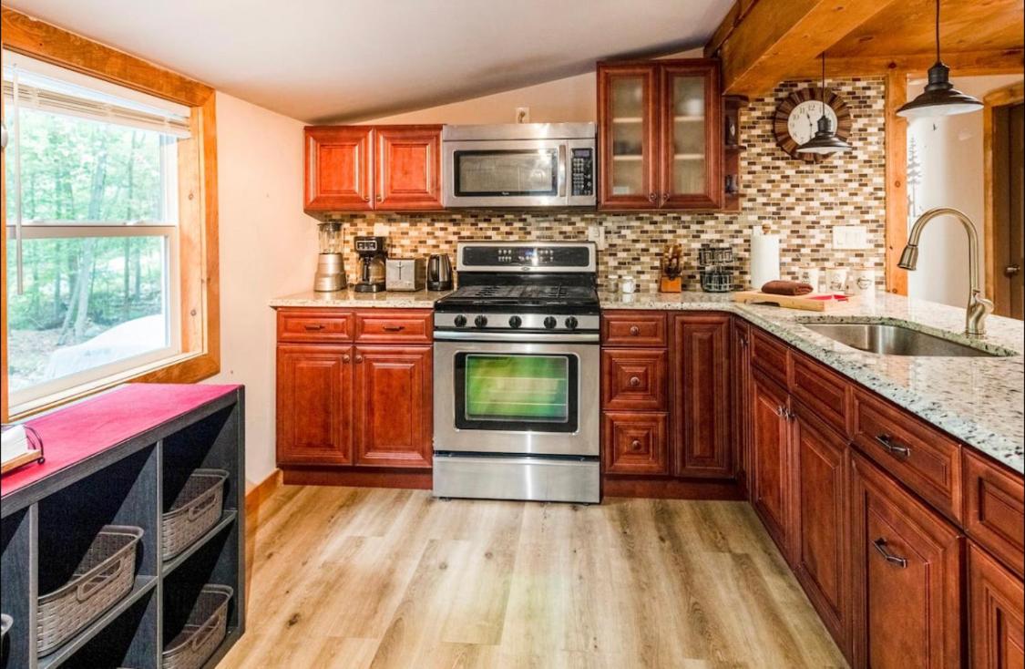 Two-Bedroom House - Photo 8