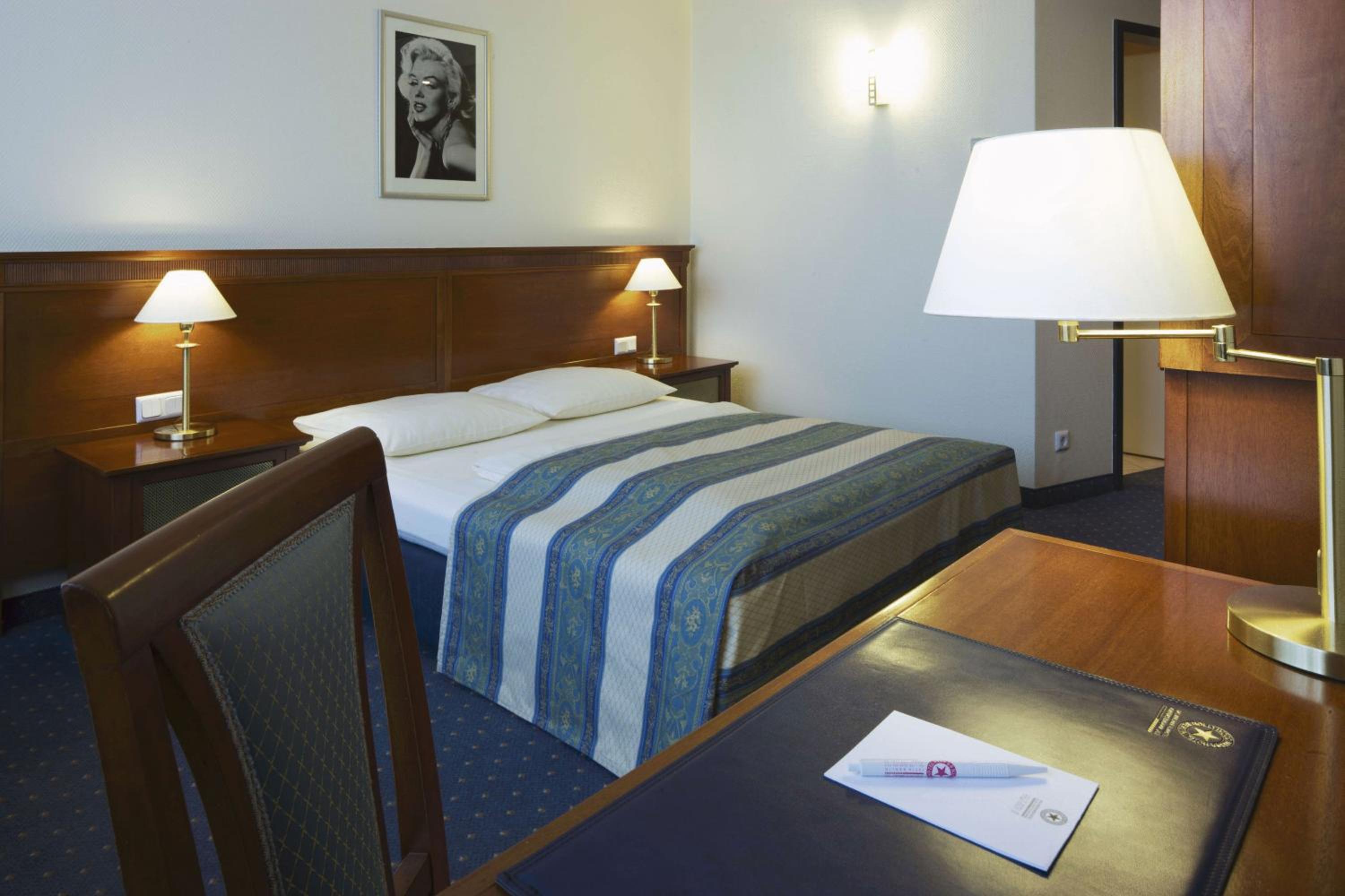 Standard Single Room photo 3