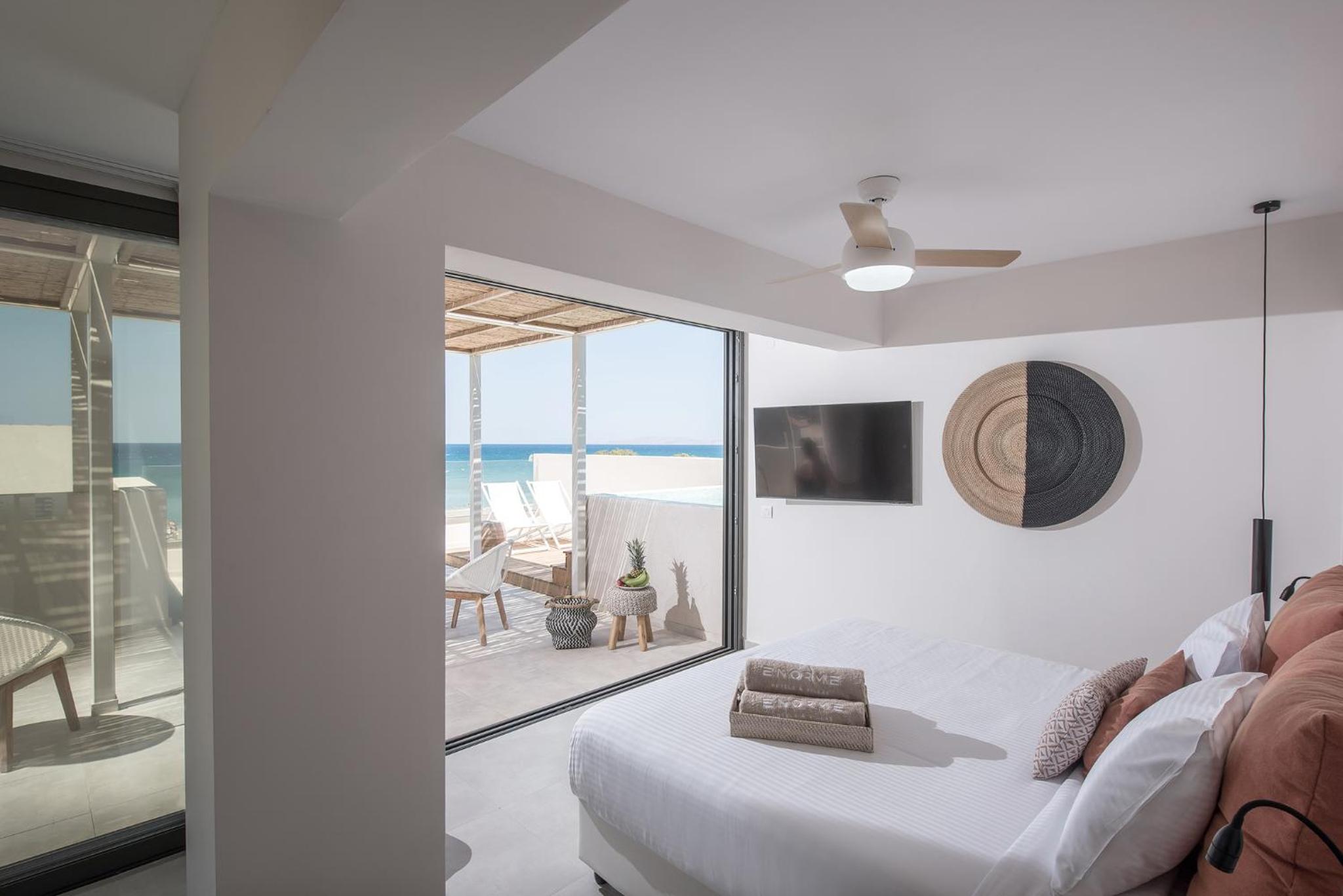 Superior Double Room with Plunge Pool