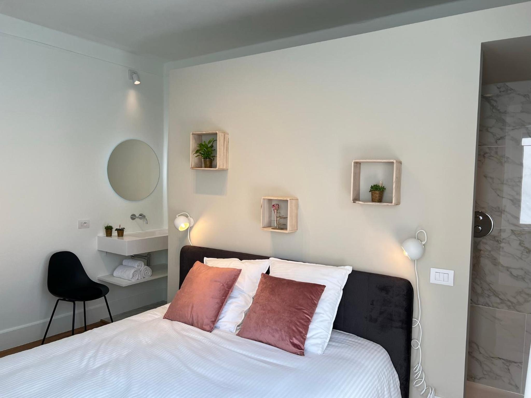 Double Room with Private Bathroom photo 2