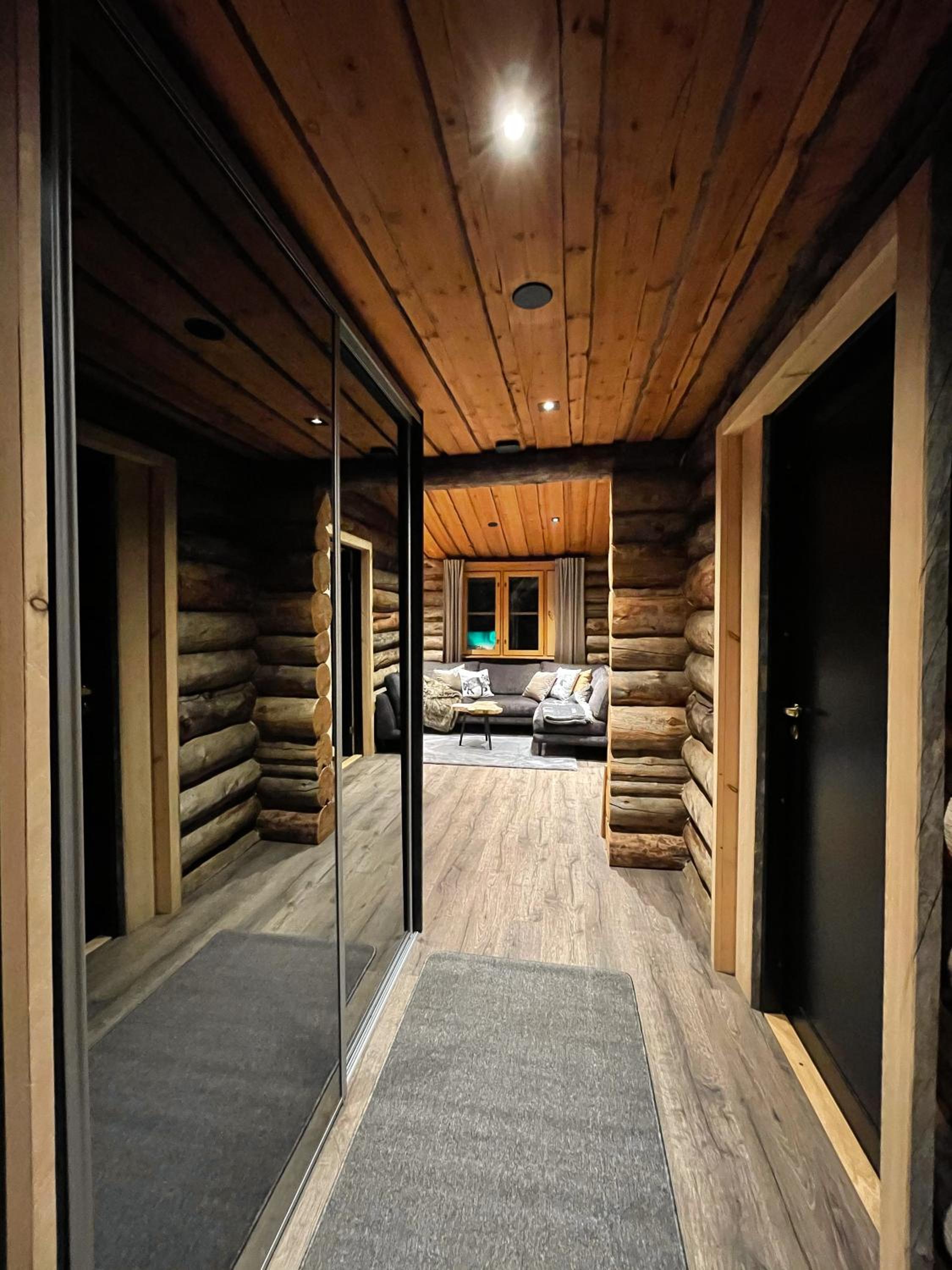 Two-Bedroom House photo 3