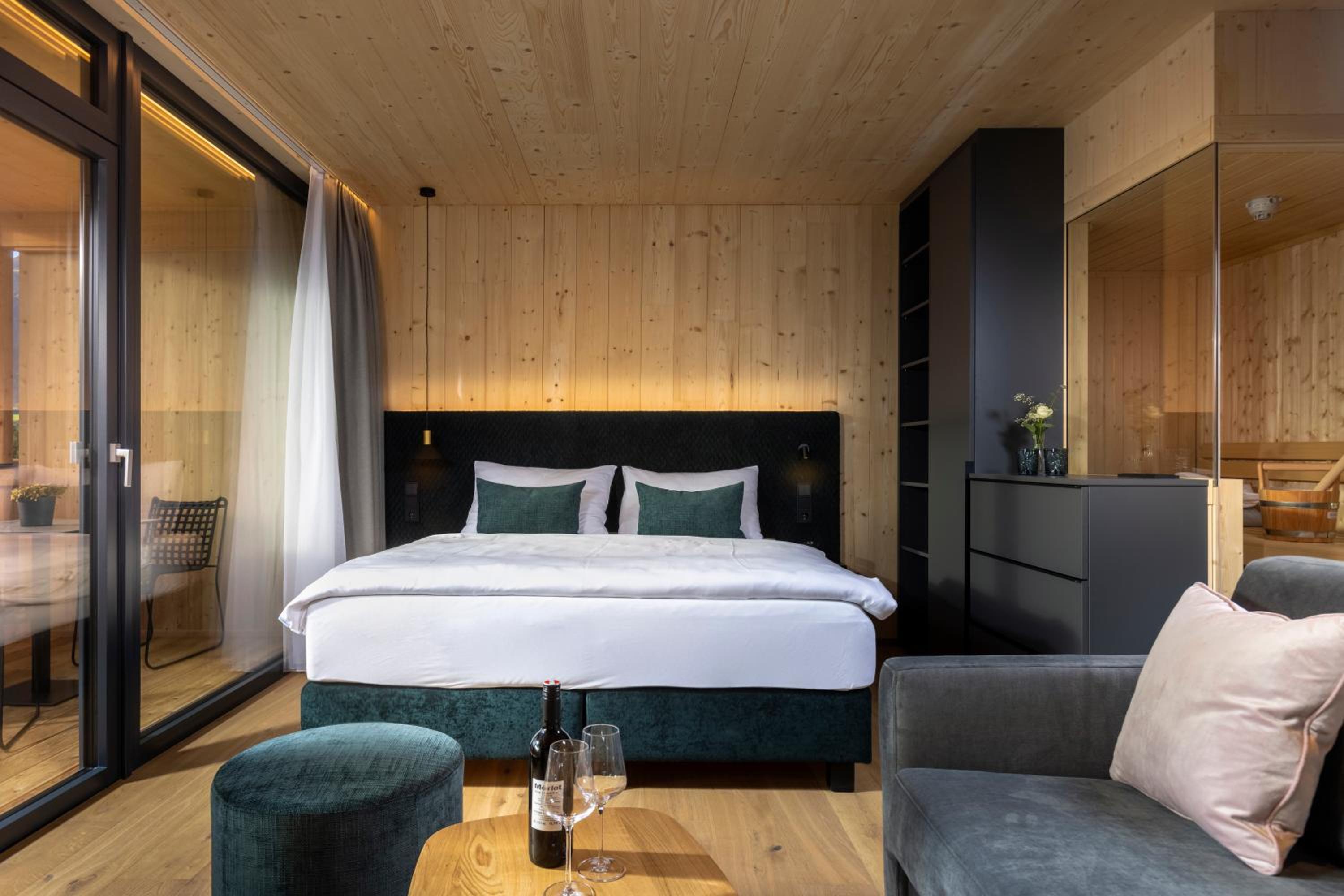 Suite with Sauna