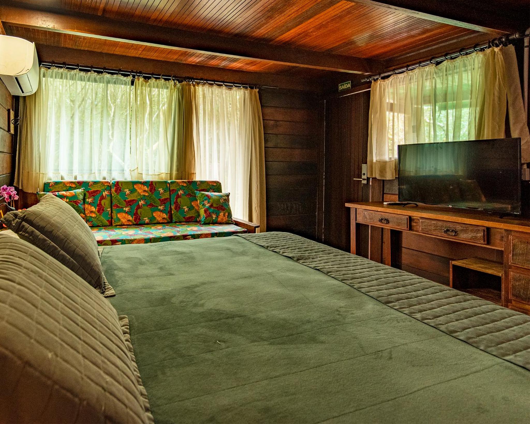 Classic Double Room with Garden View
