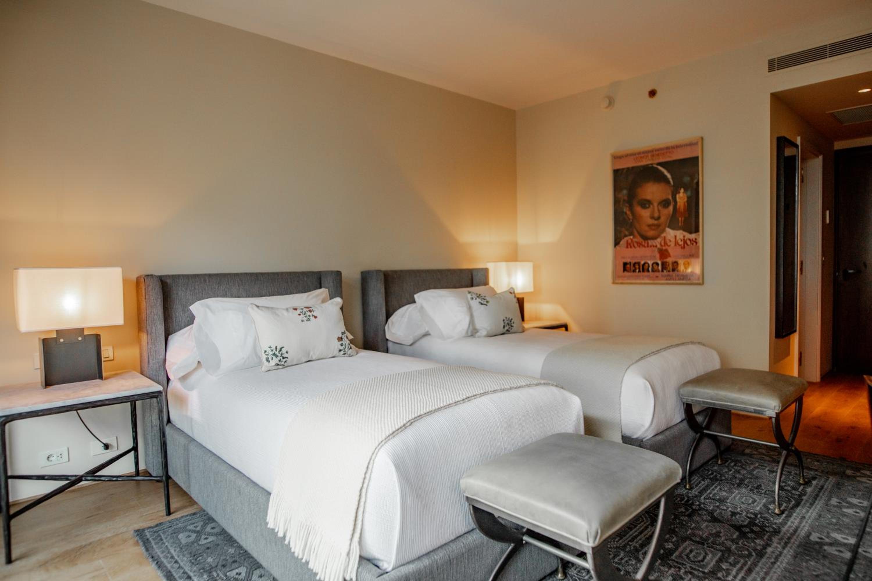 Superior Twin Room - Photo 2