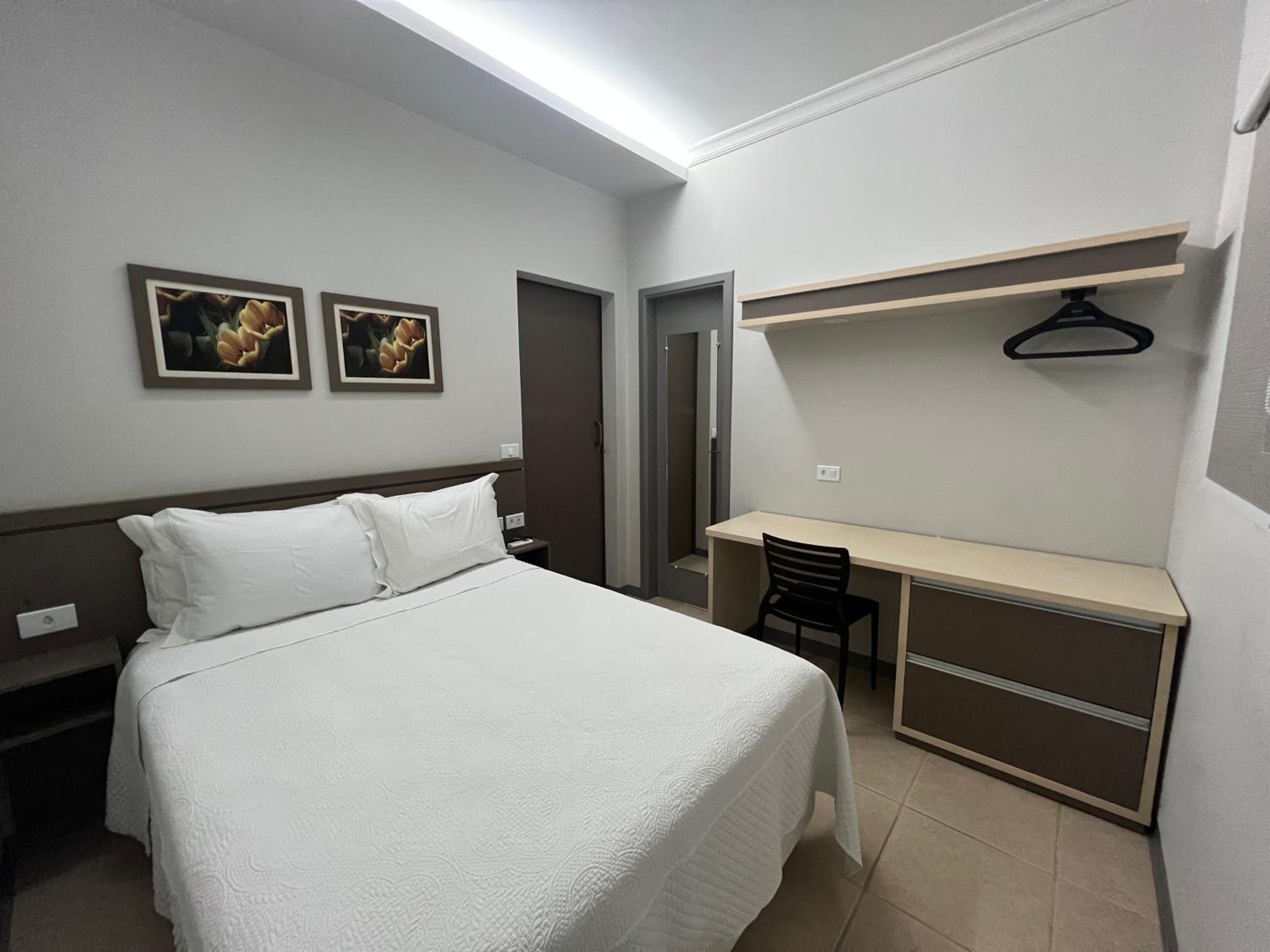 Economy Double Room photo 1