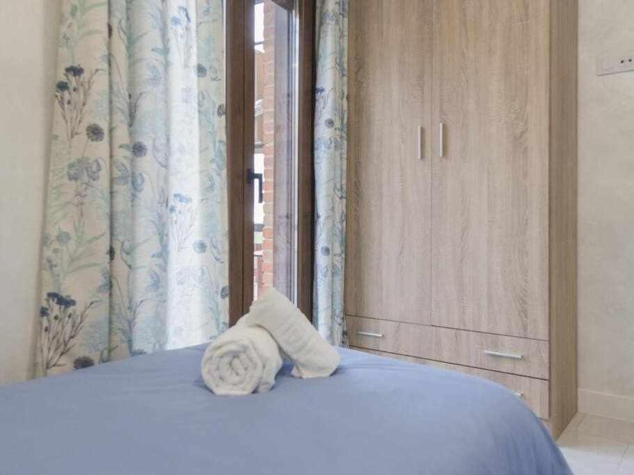 Two-Bedroom Apartment - Photo 4