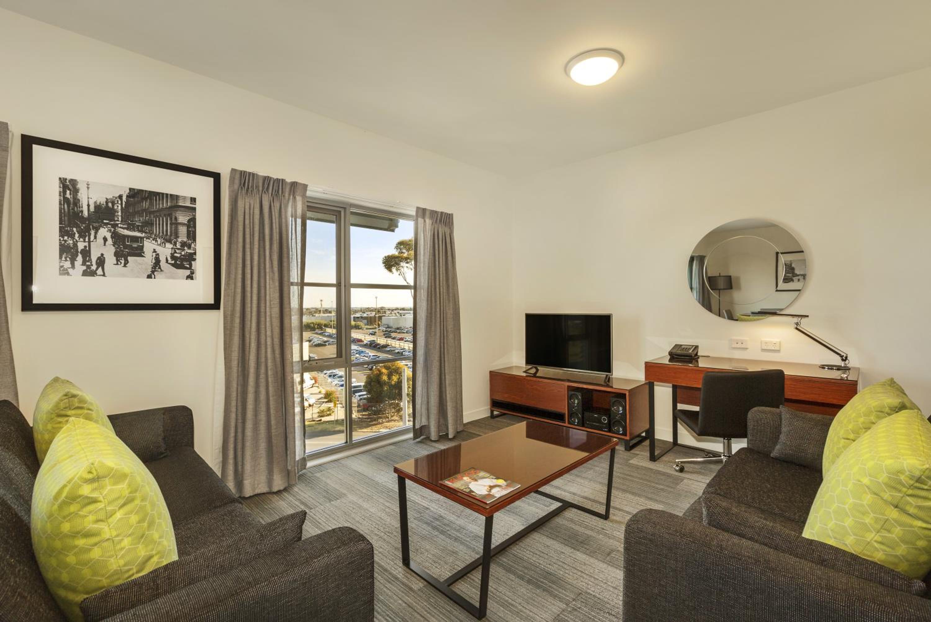 Two-Bedroom Apartment Suite with Balcony thumbnail 6