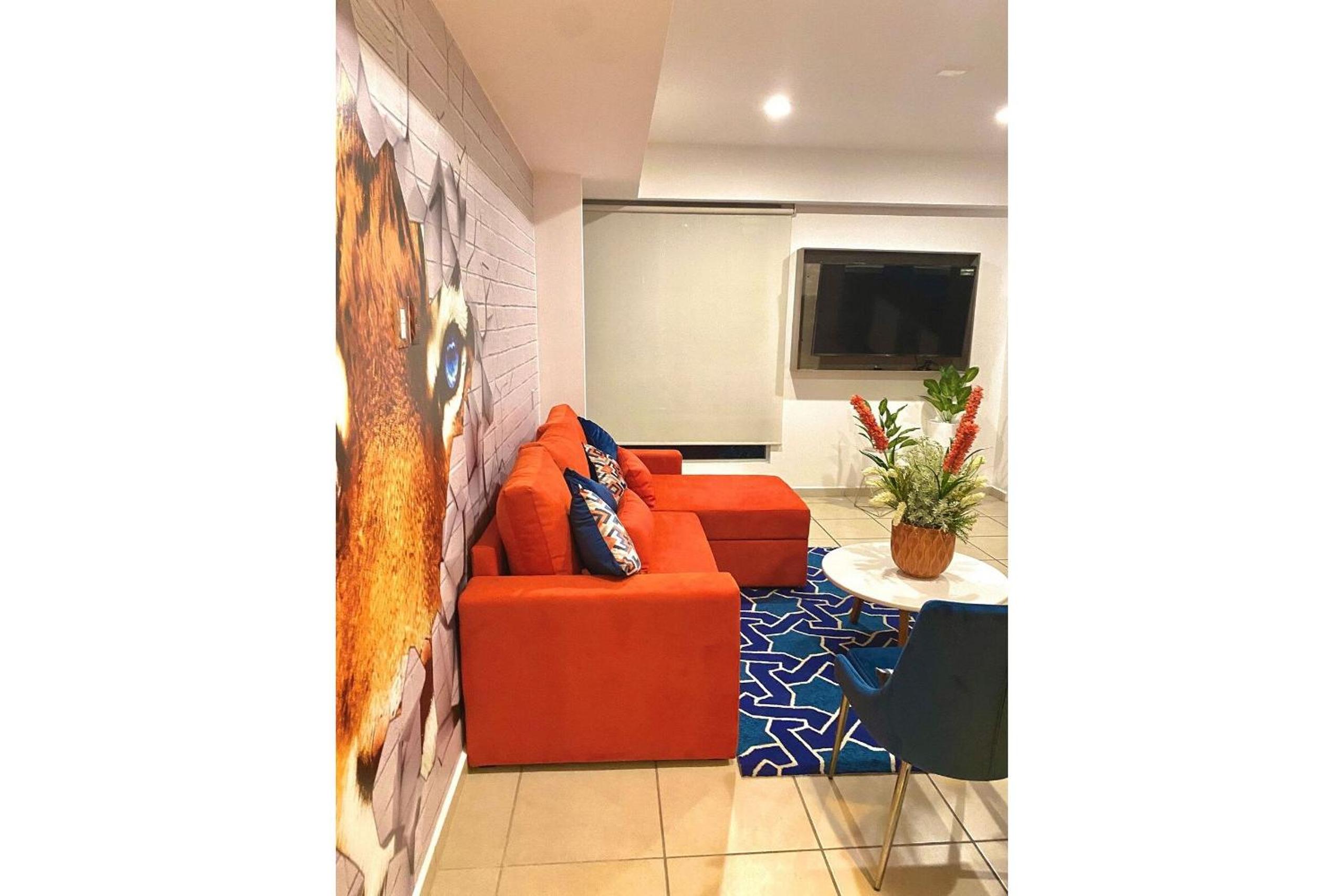 One-Bedroom Apartment - Photo 12