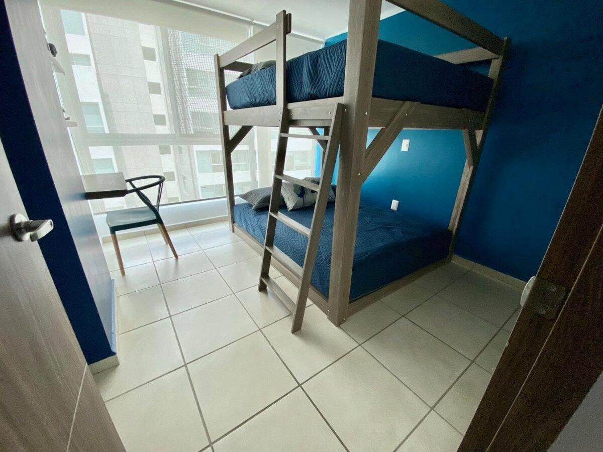 One-Bedroom Apartment - Photo 5