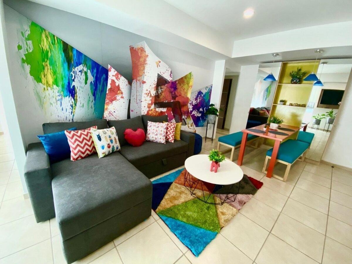 One-Bedroom Apartment - Photo 11