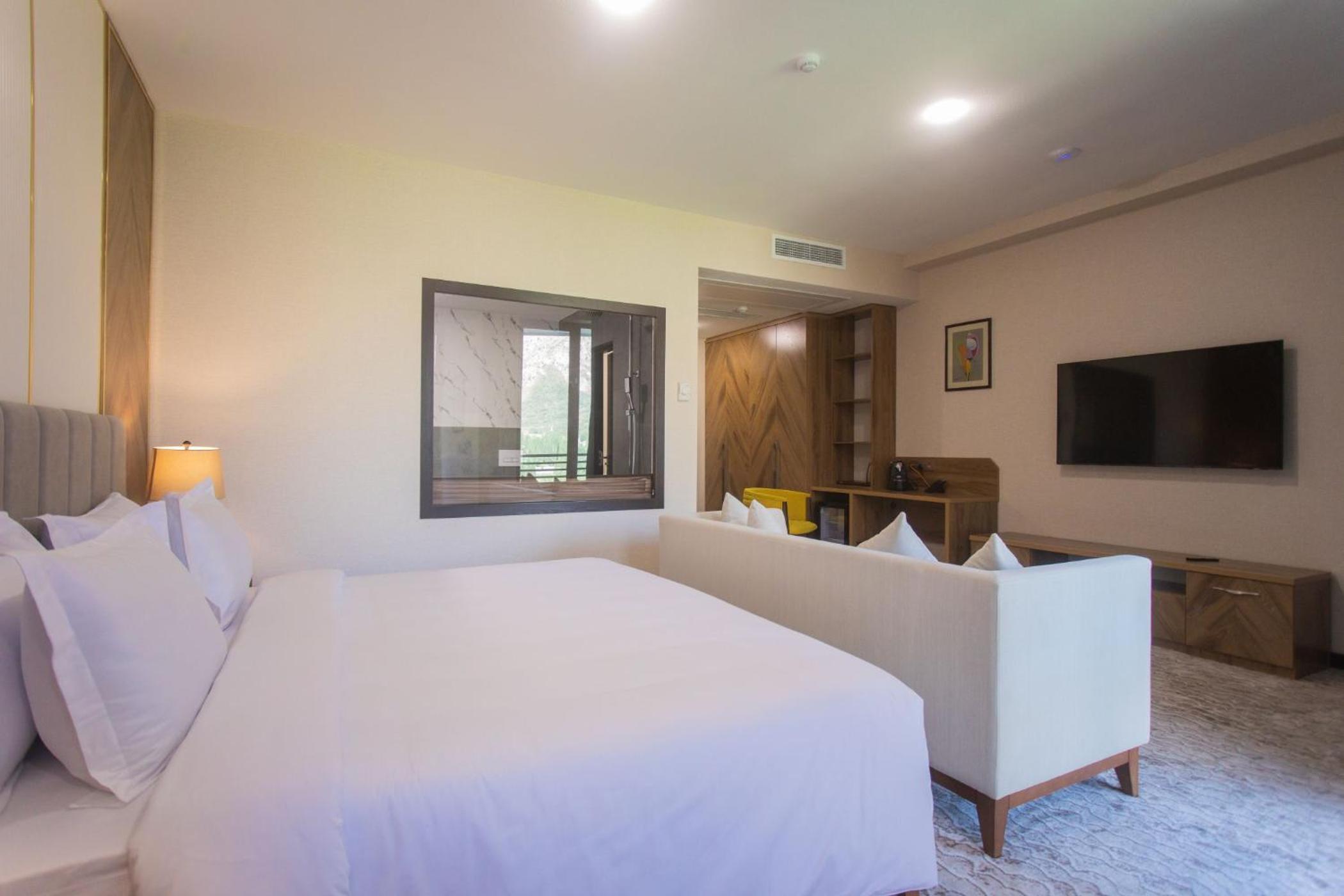Double Room with Mountain View photo 2