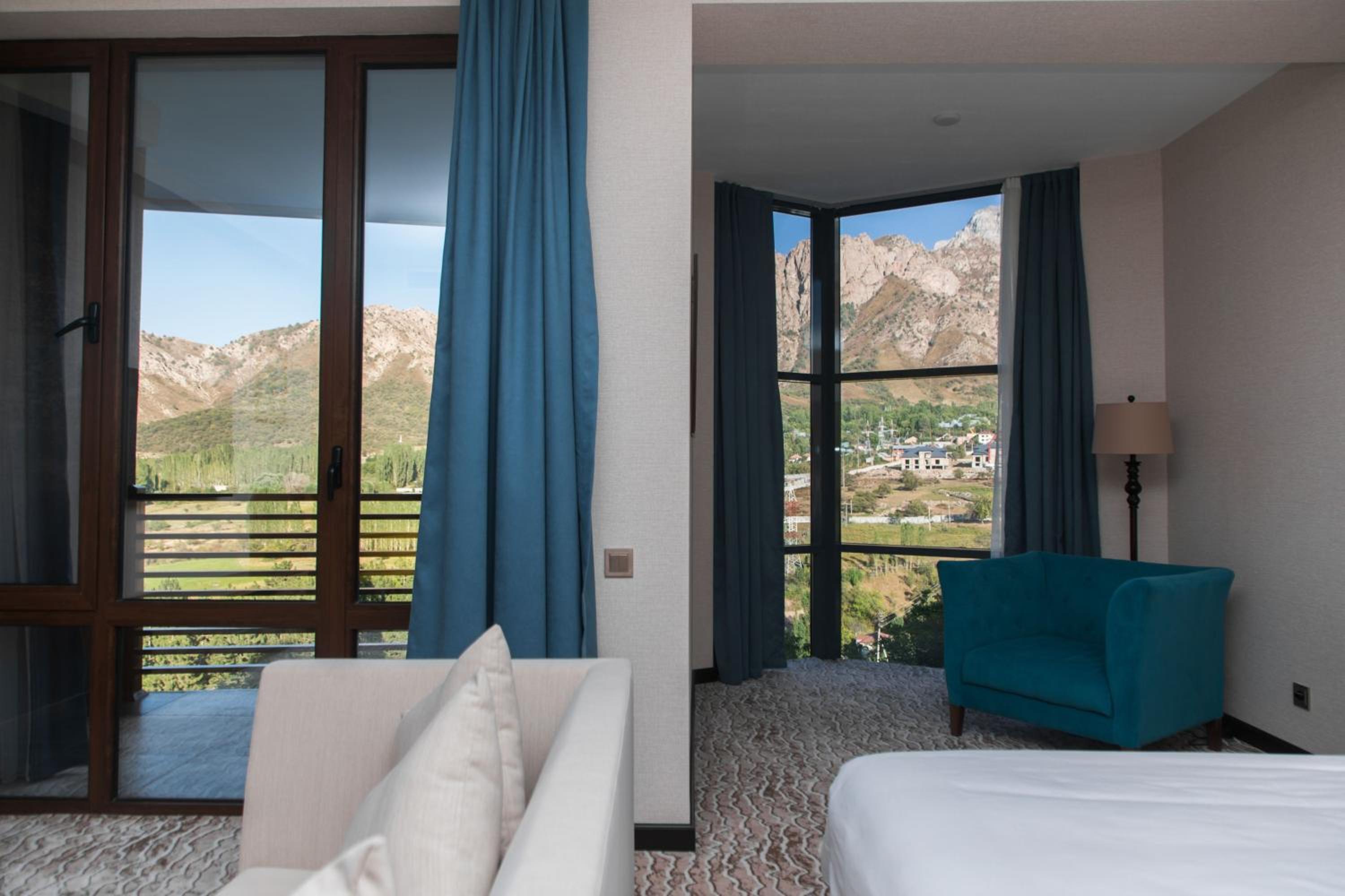 Double Room with Mountain View photo 3