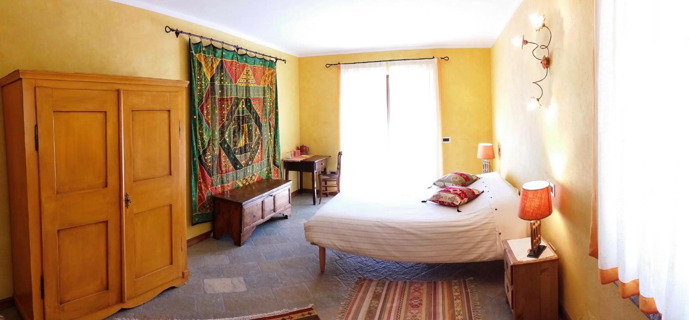 Deluxe Double Room with Extra Bed photo 2