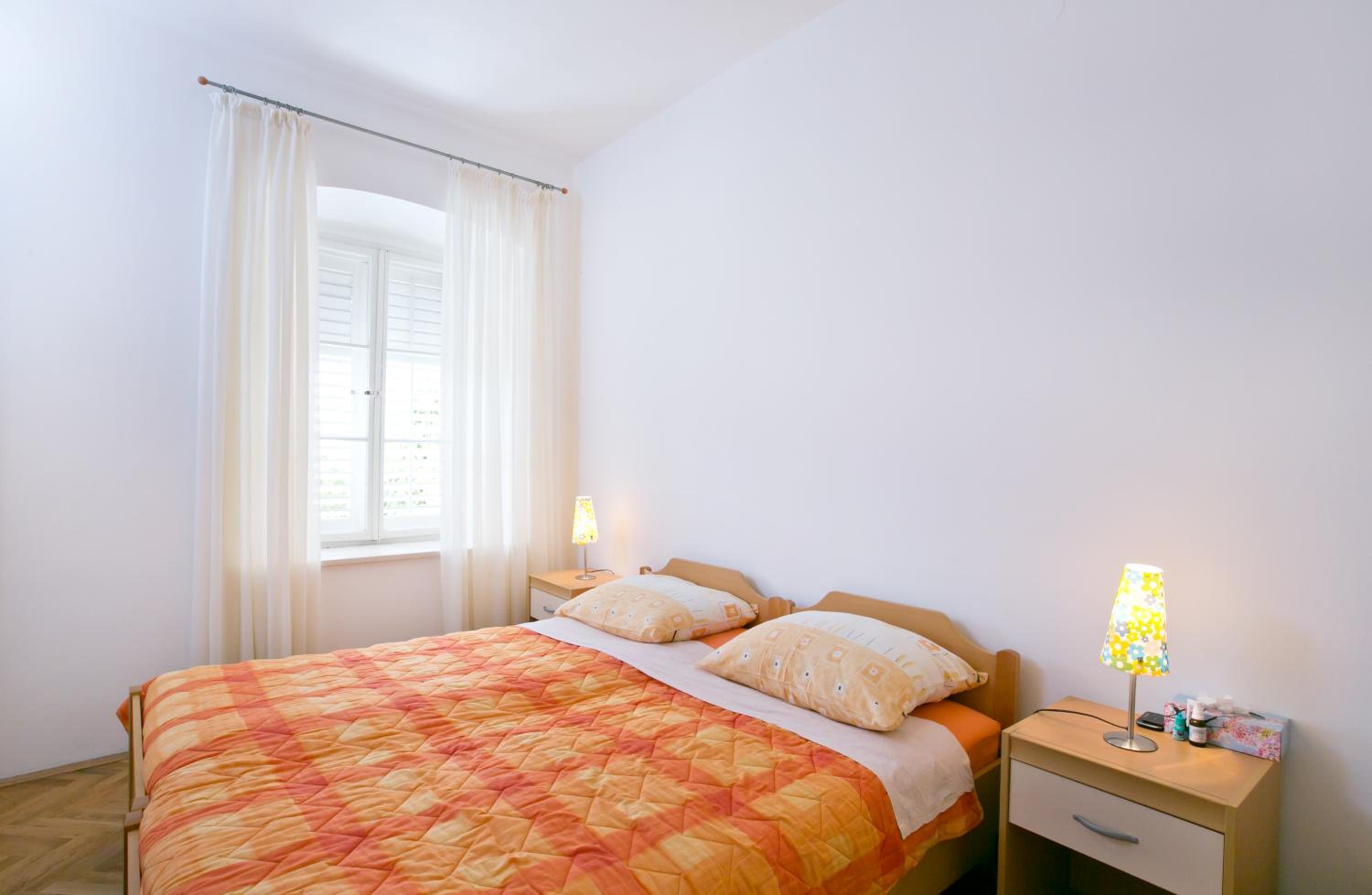 One-Bedroom Apartment With Terrace (5 Adults)
