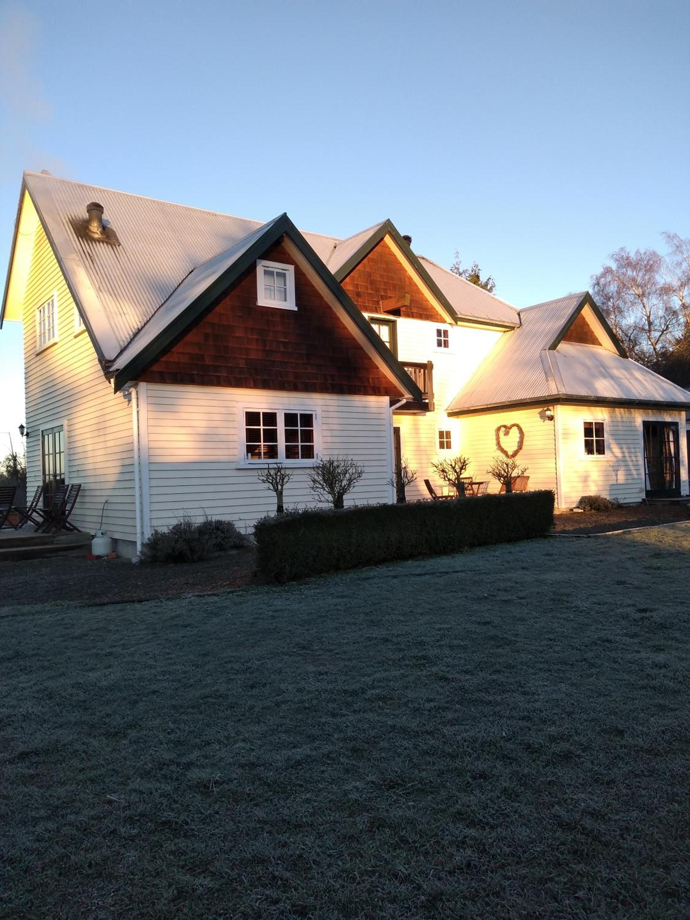 Three-Bedroom House - Photo 13