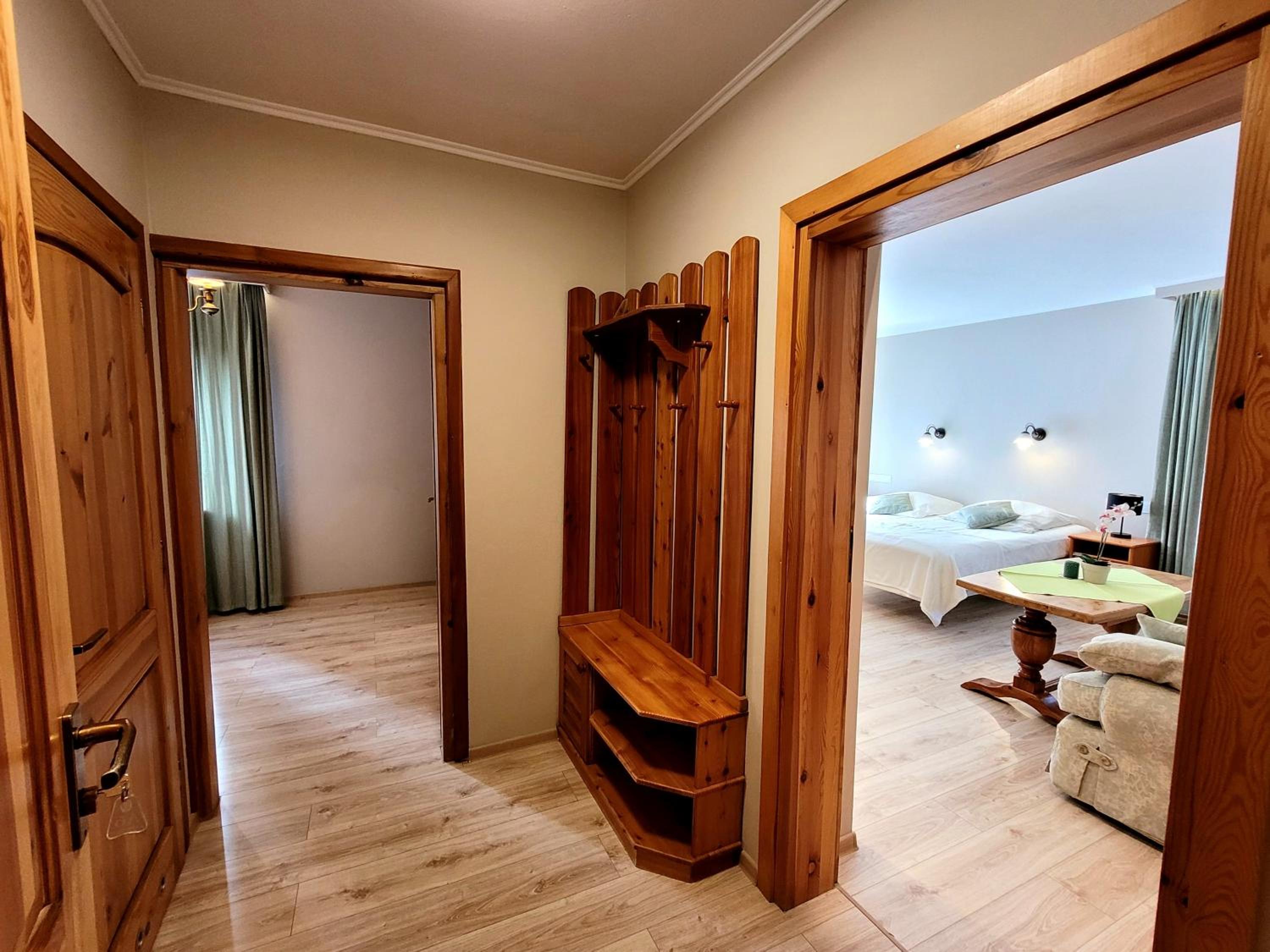 Apartment (4 Adults) - Photo 3