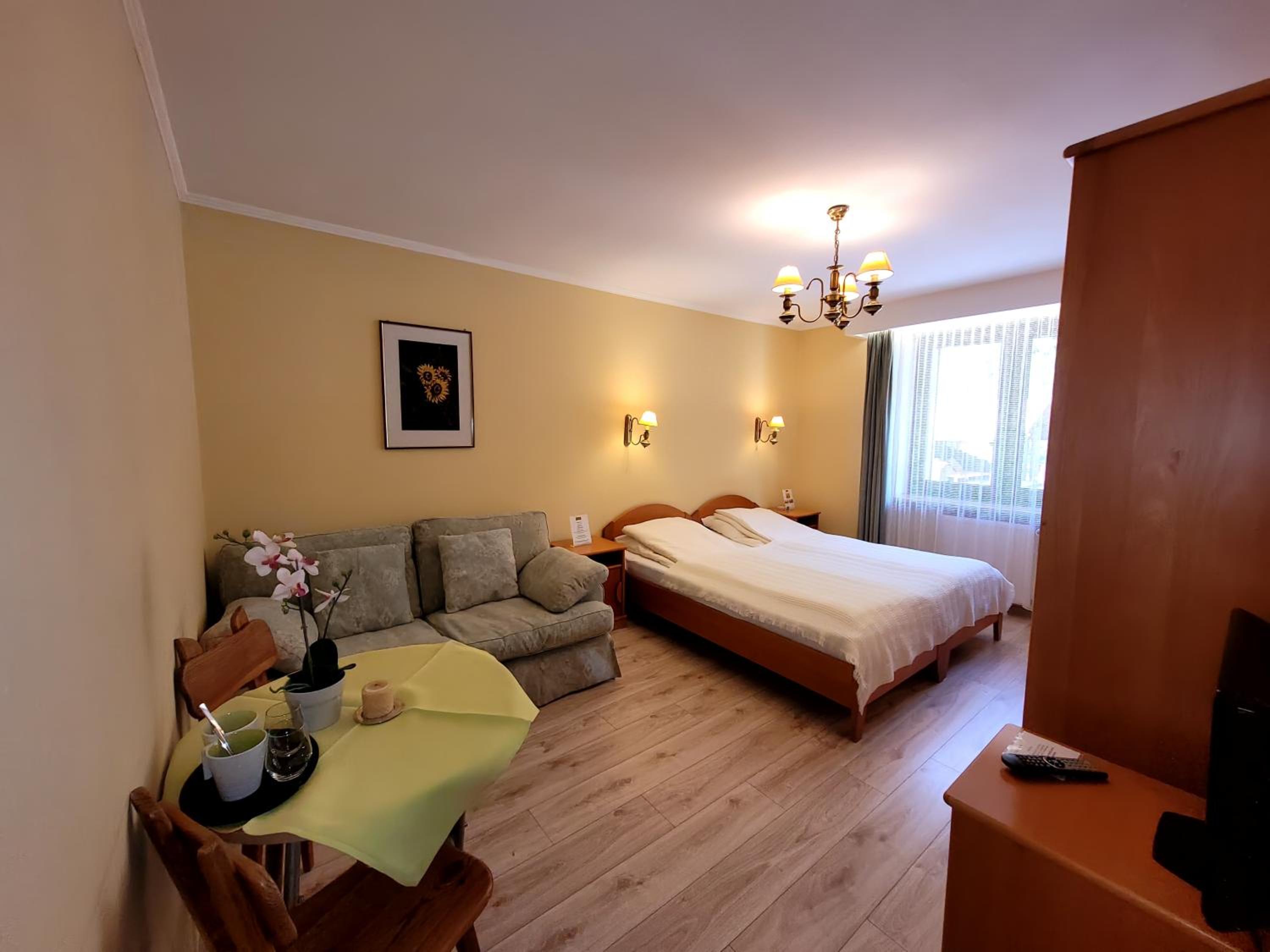 Double Room - Photo 1