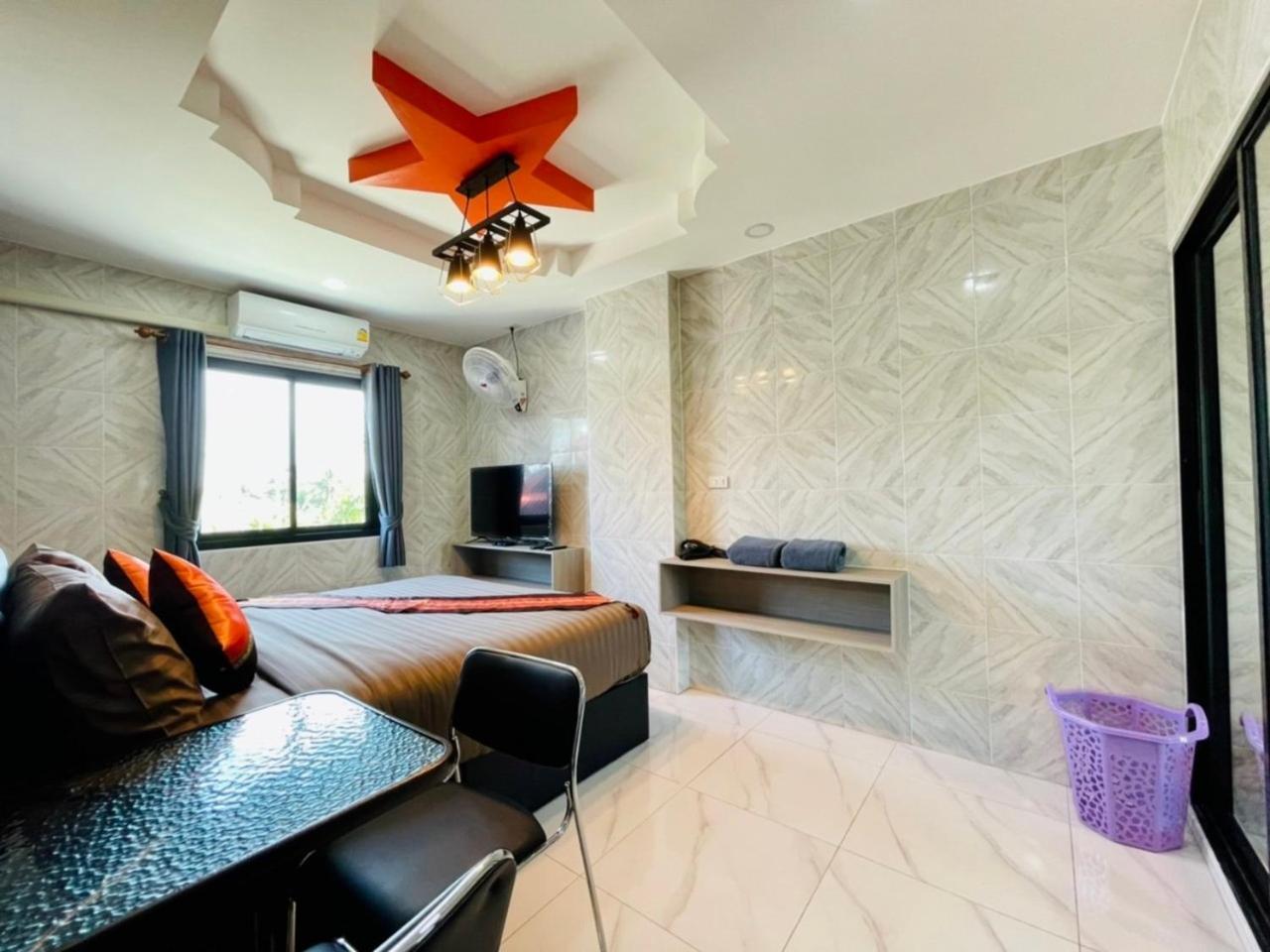 Double Room - Photo 4