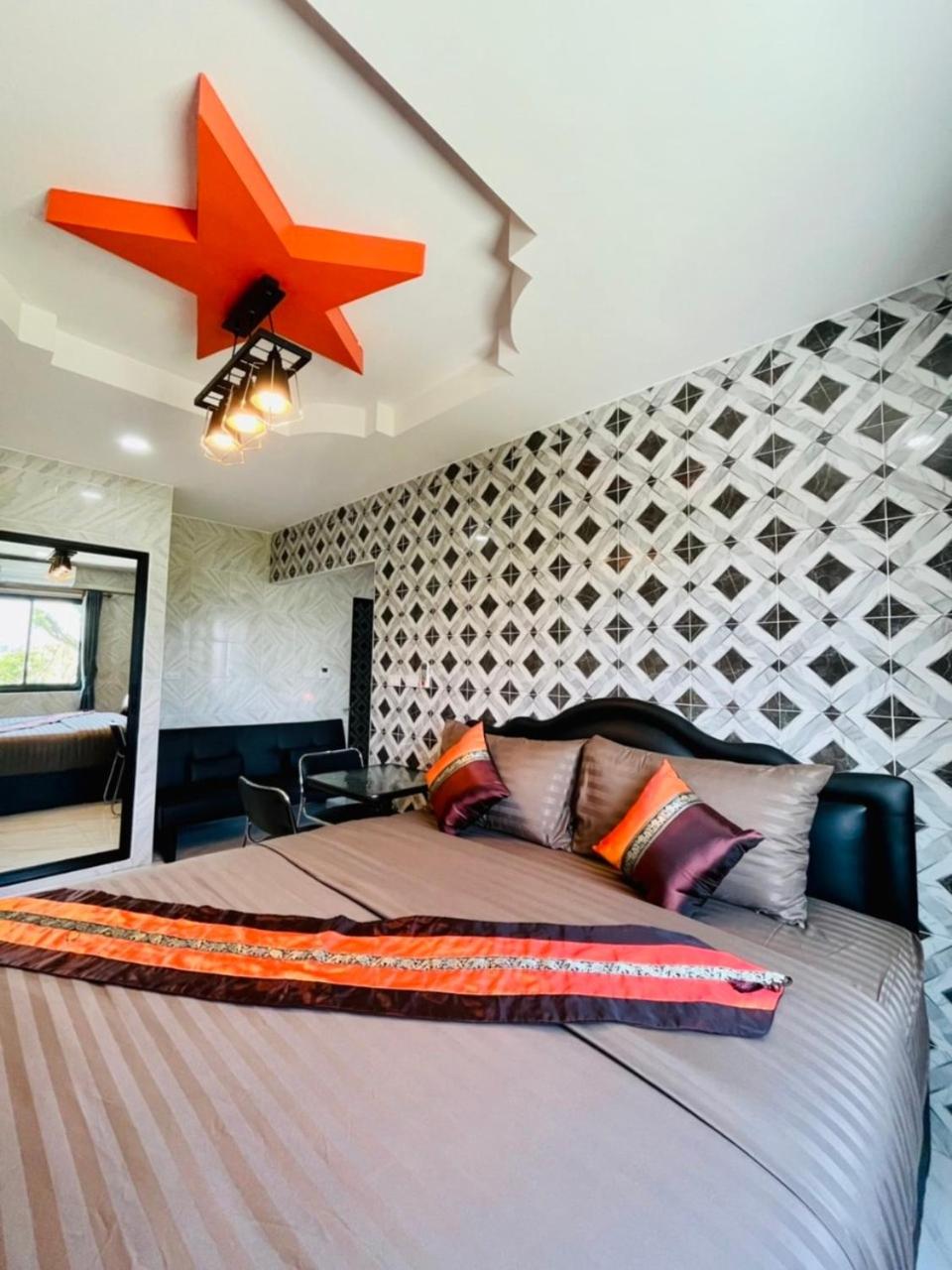 Double Room - Photo 8