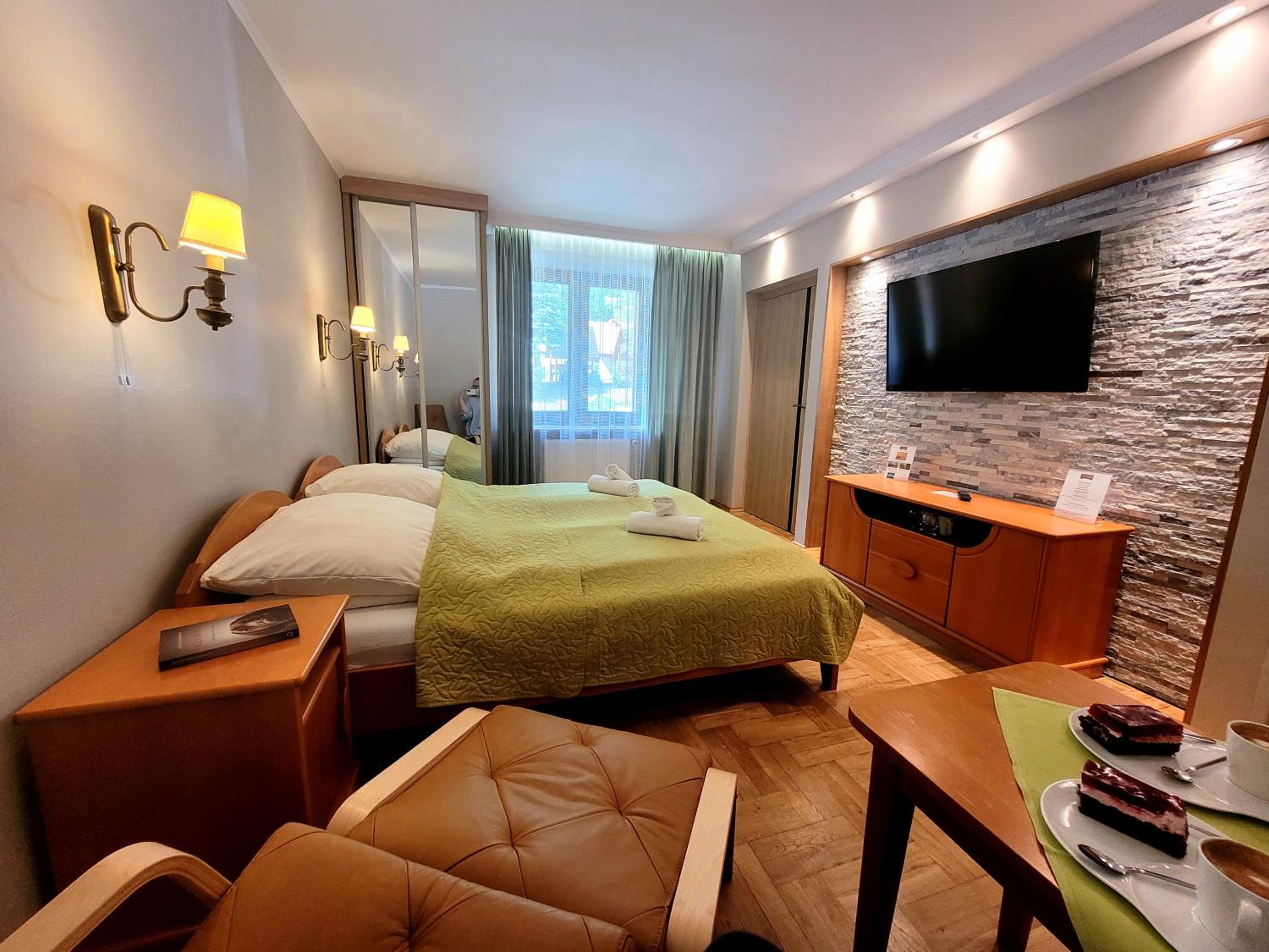 Deluxe Double Room - Photo 1