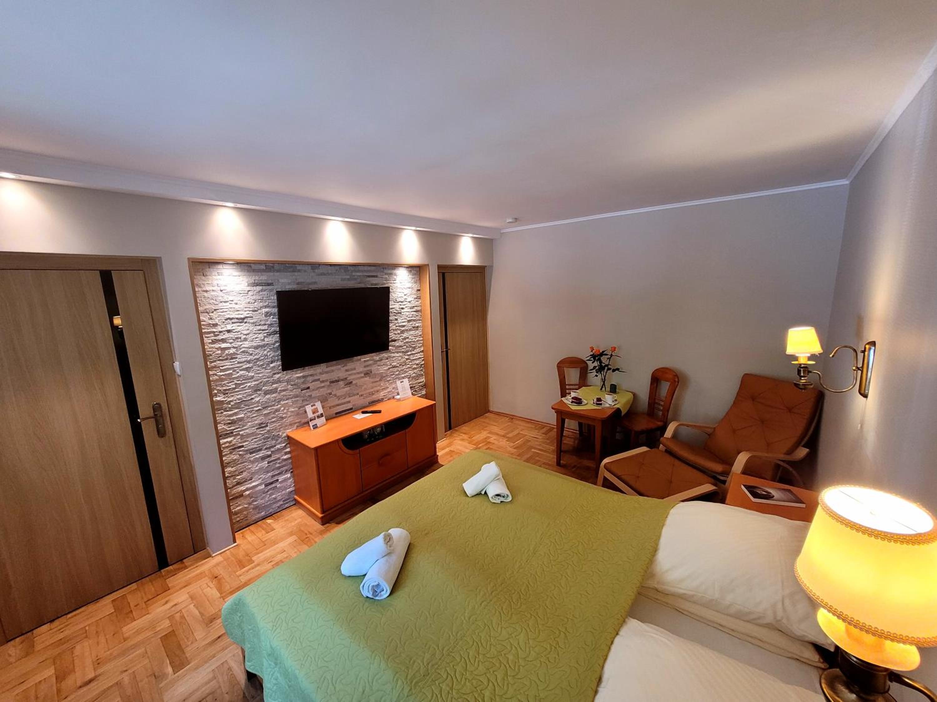 Deluxe Double Room - Photo 3