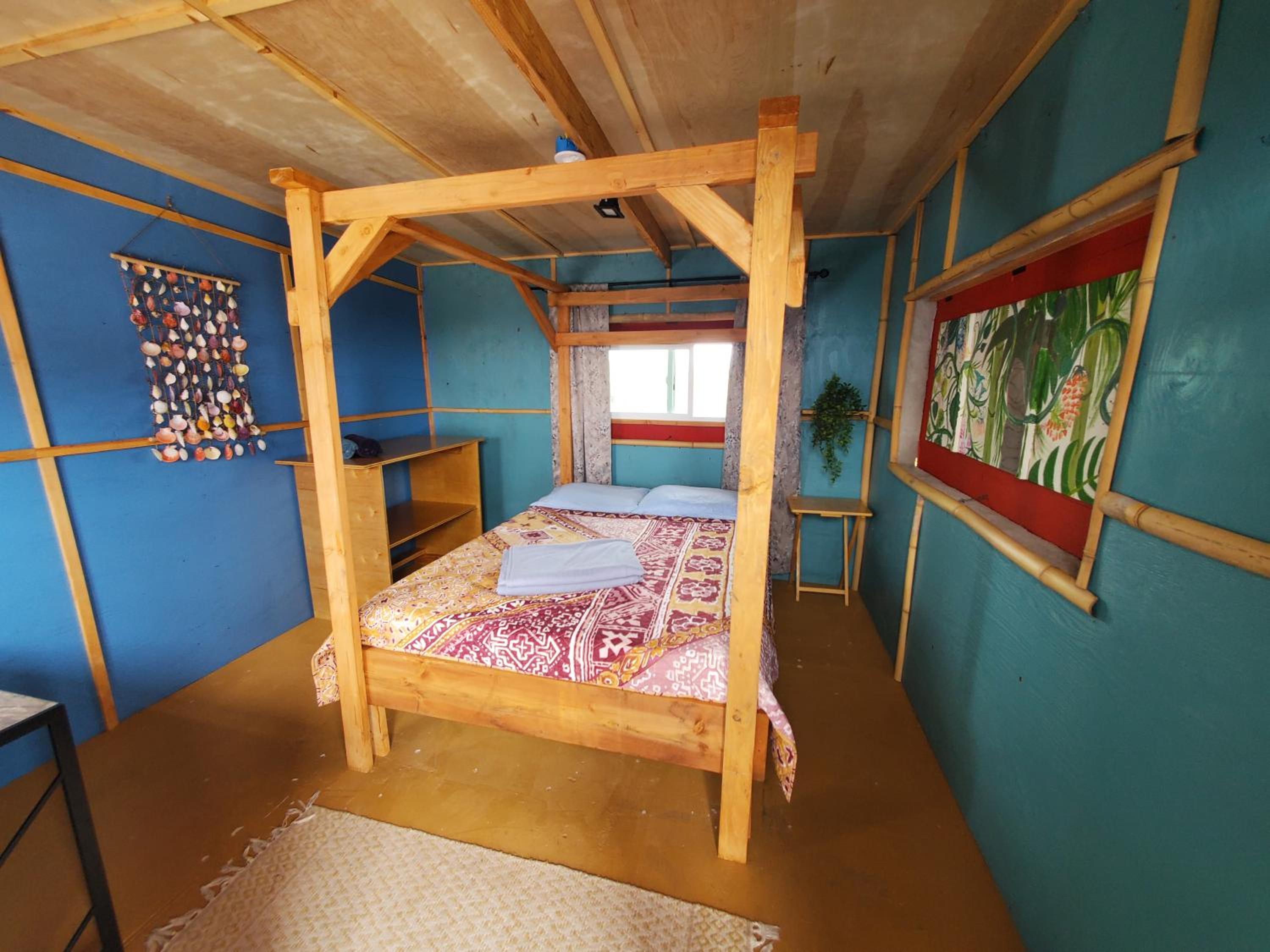 Queen Room - Photo 3