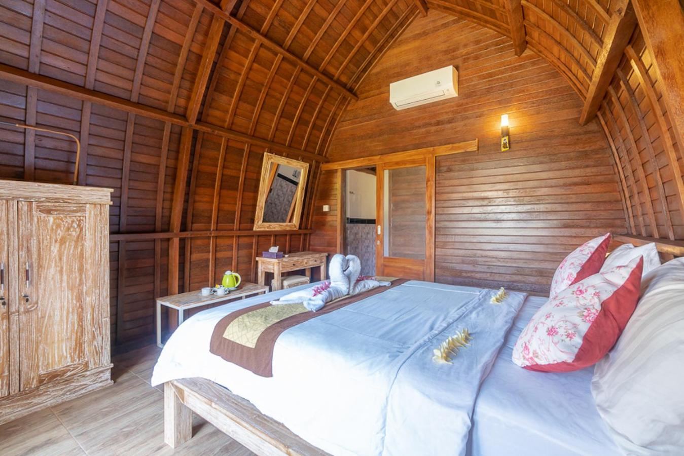 Double Room with Patio photo 3