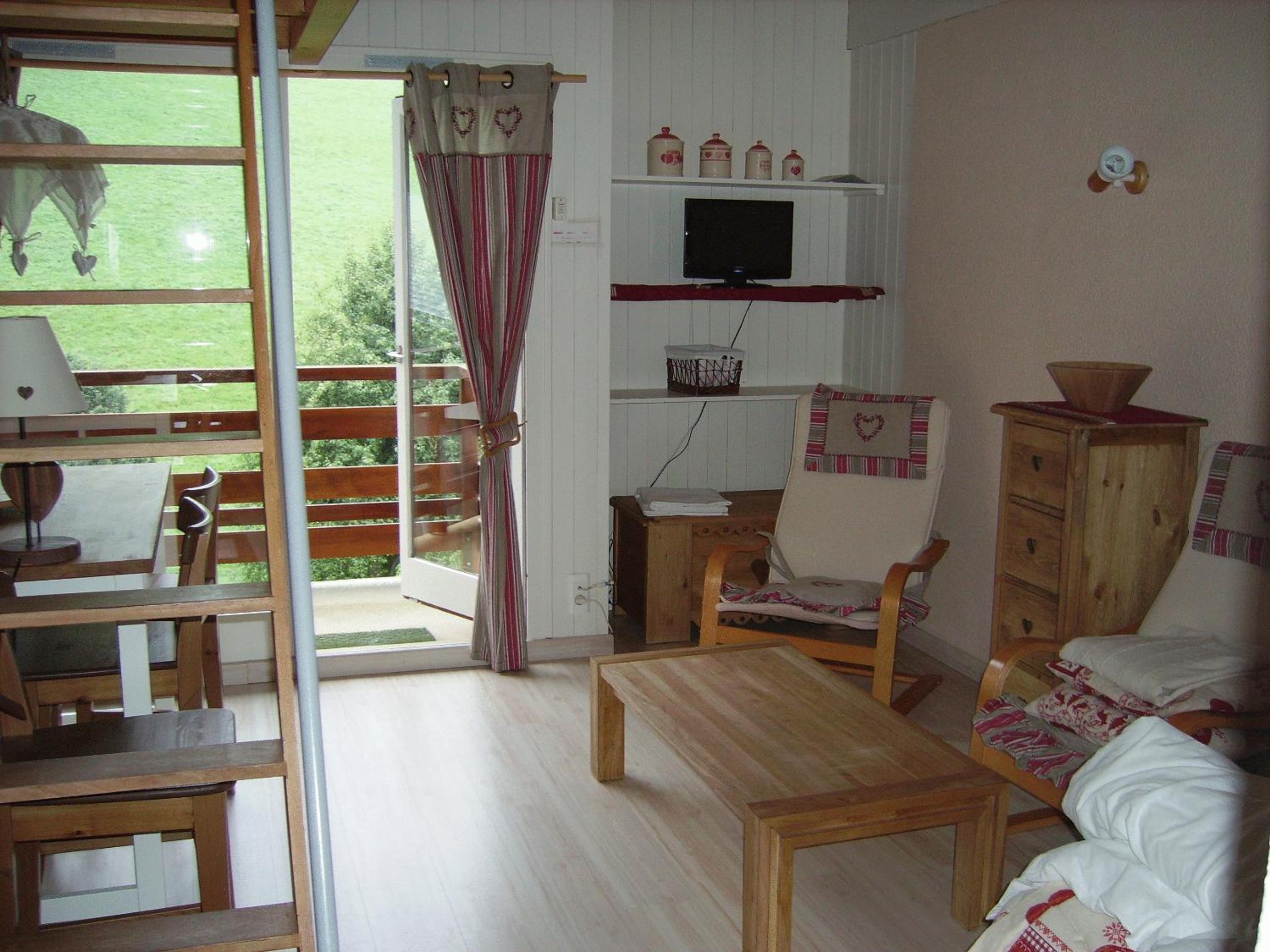 Studio (2 Adults) - Photo 1