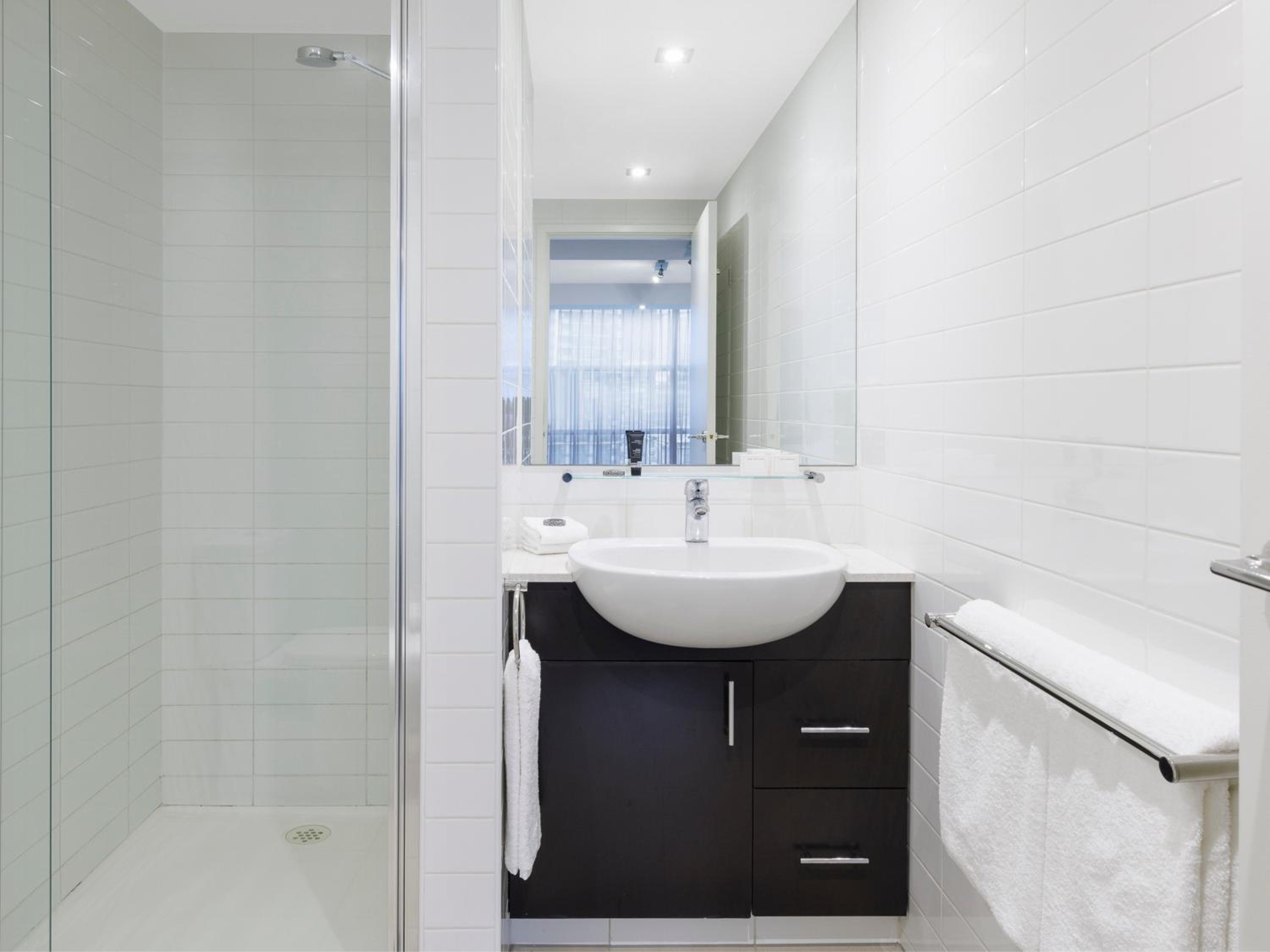 Two-Bedroom Apartment - Photo 6