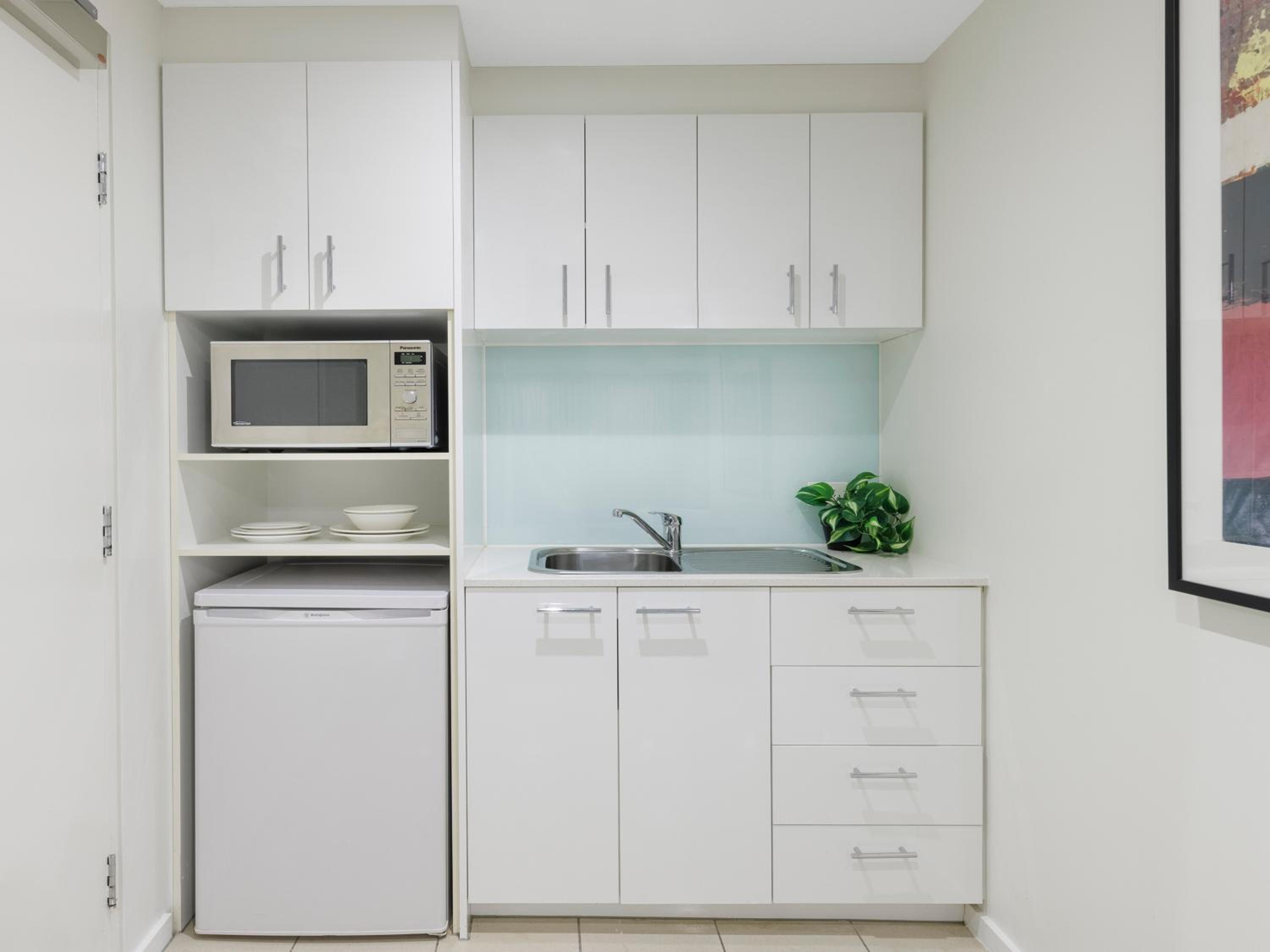 Studio Apartment - Photo 4