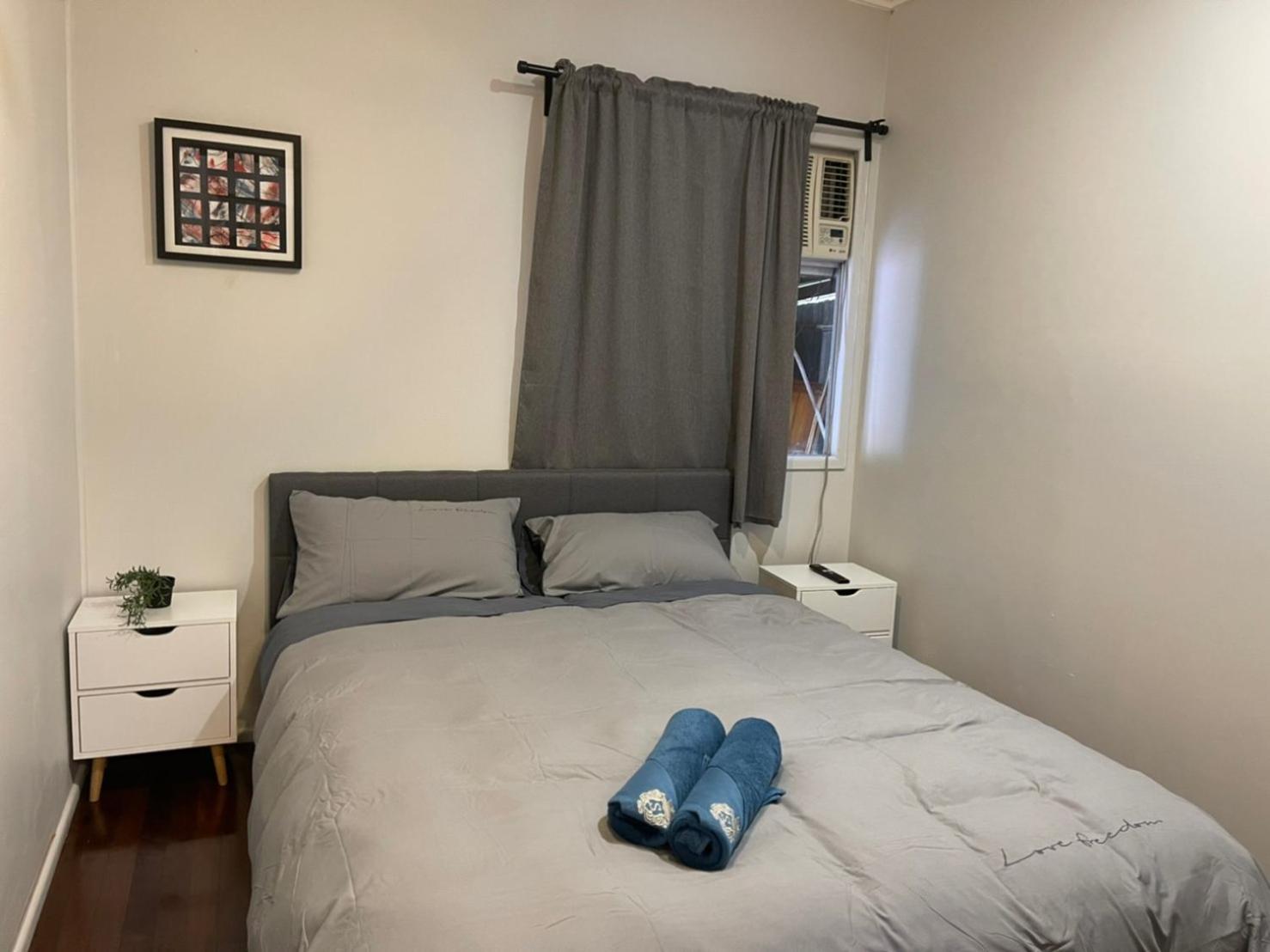 Three-Bedroom Apartment photo 3