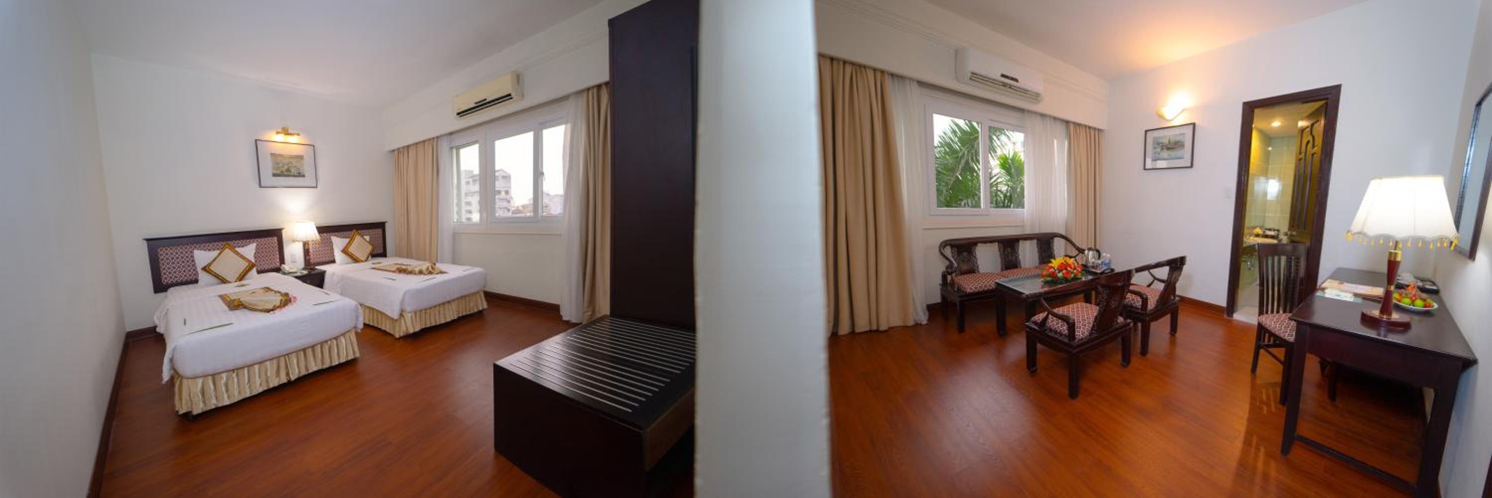Deluxe Twin Room with Garden View photo 2