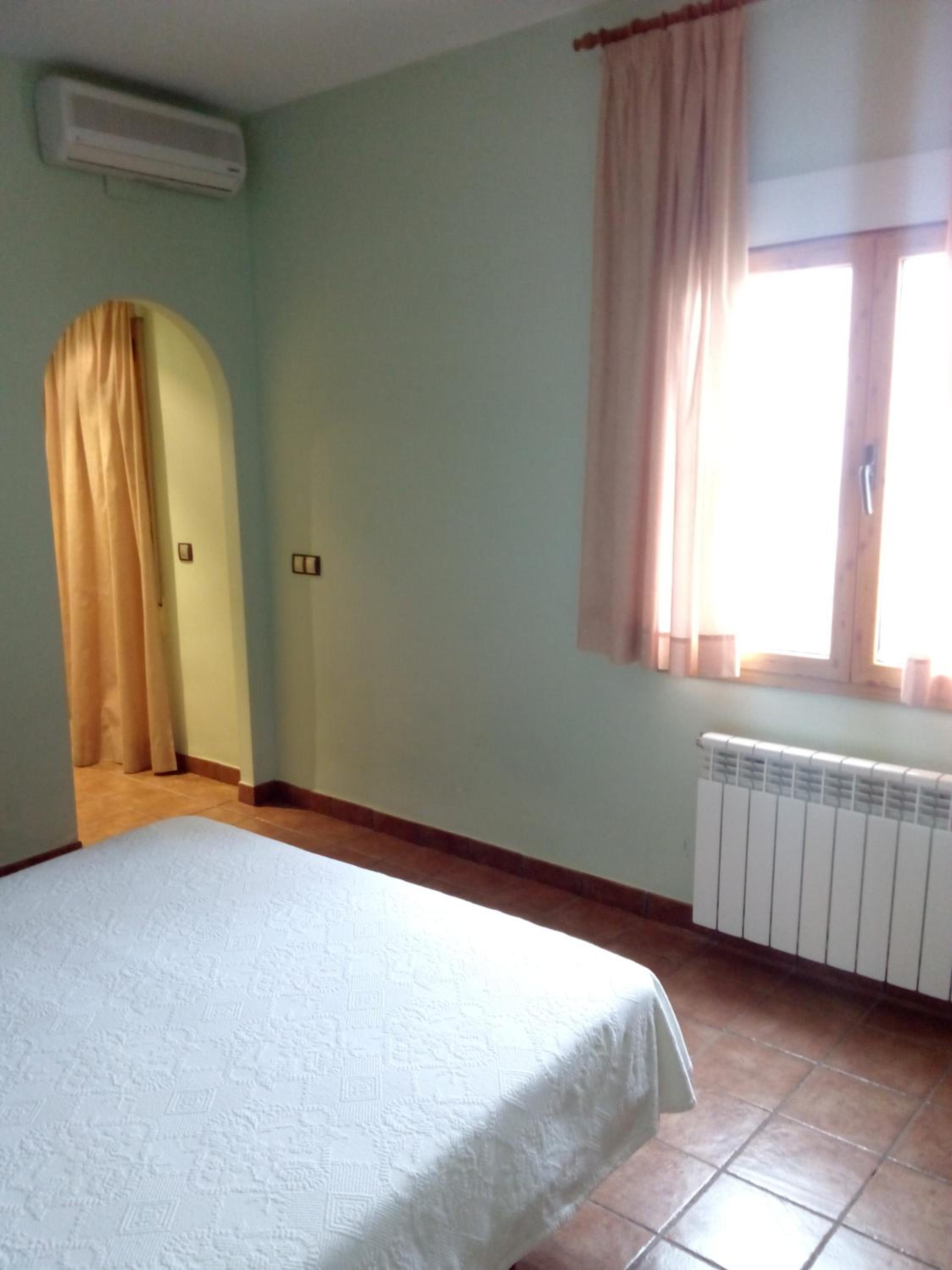 Double or Twin Room - Photo 17