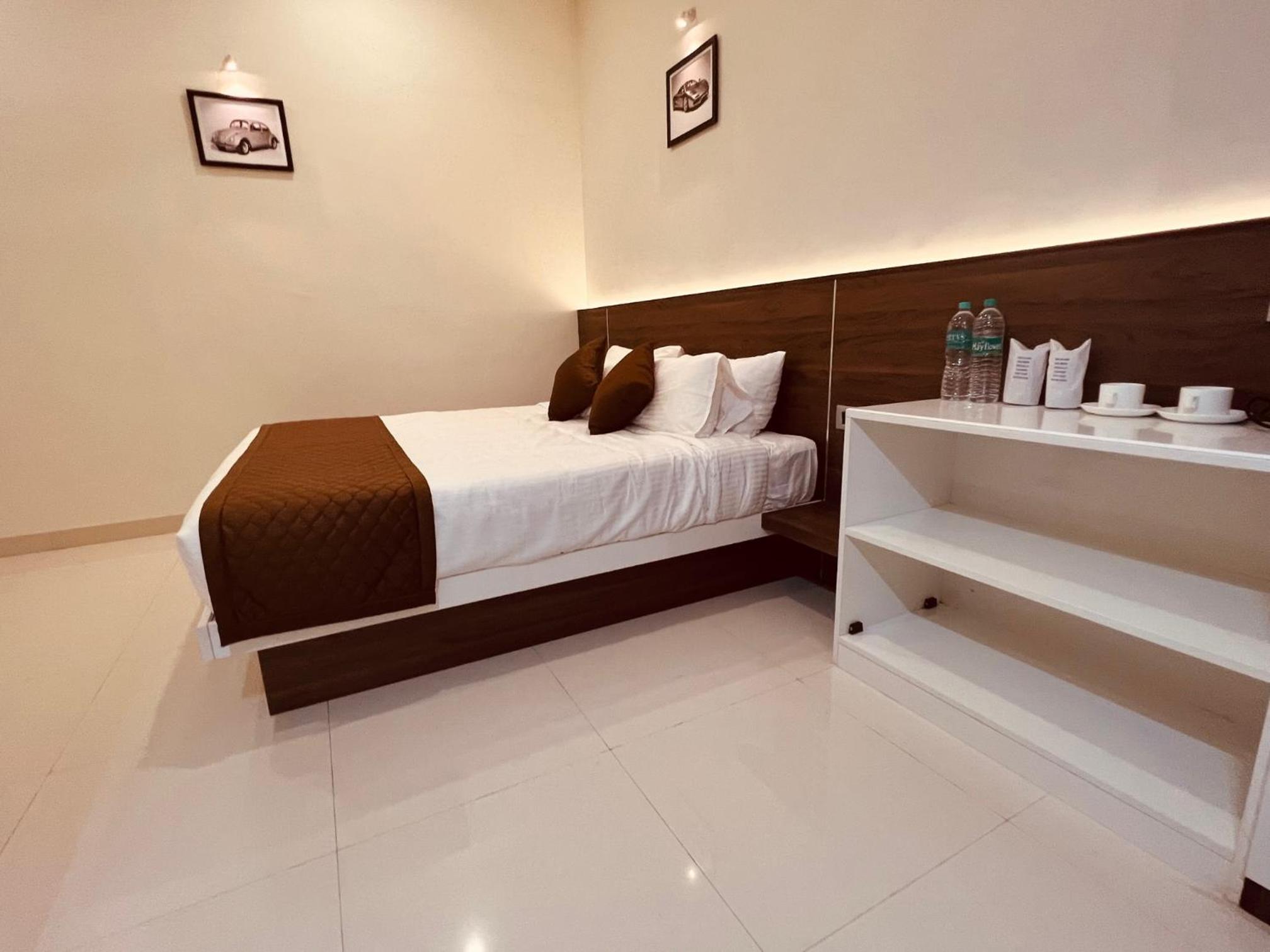 Deluxe Double Room - Photo 2