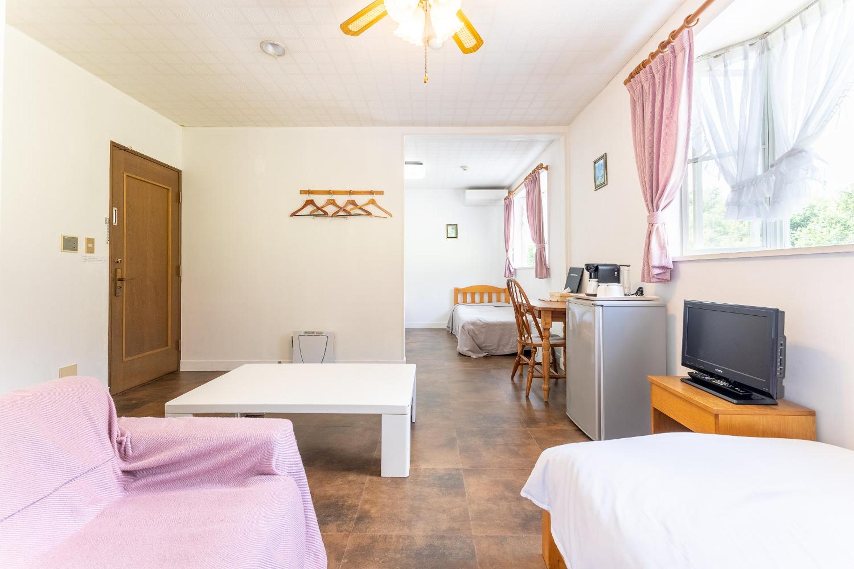 Triple Room - Photo 3