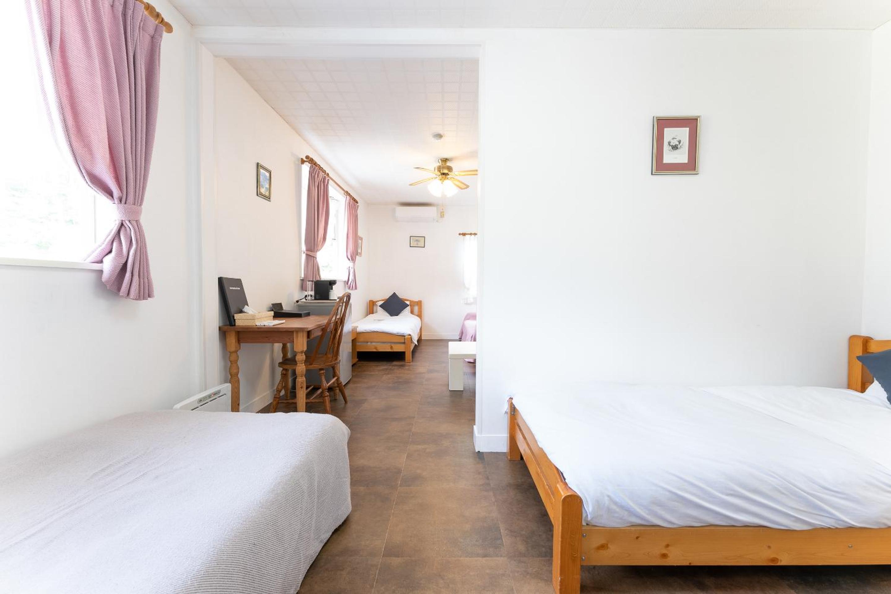 Triple Room - Photo 6