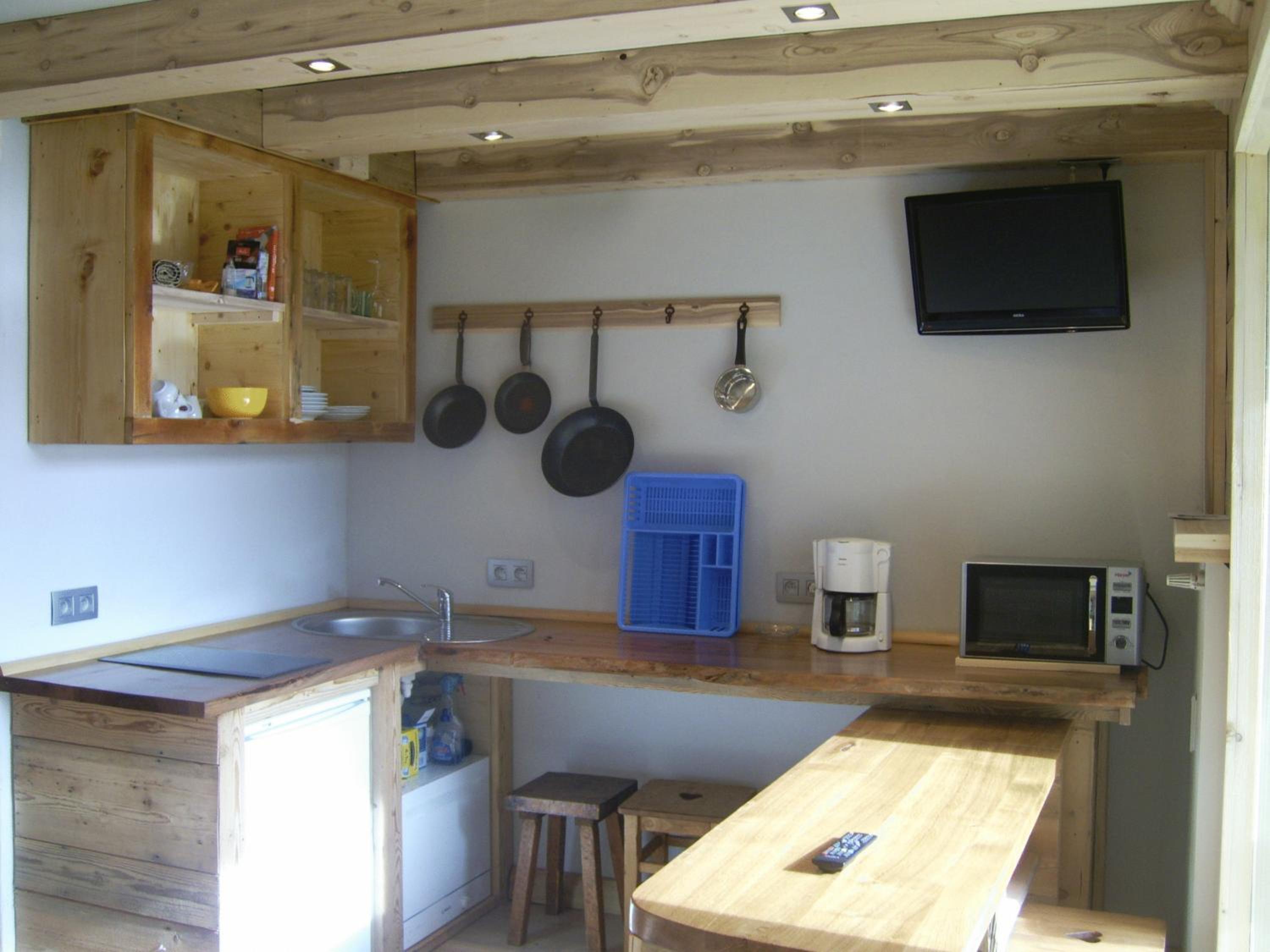 Studio (2 Adults) - Photo 7
