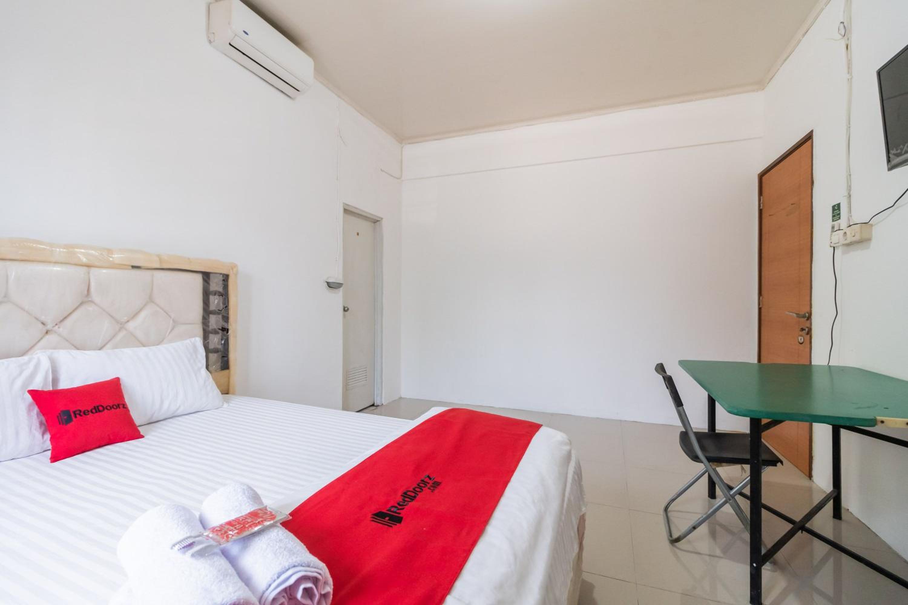 Standard Double Room - Photo 3