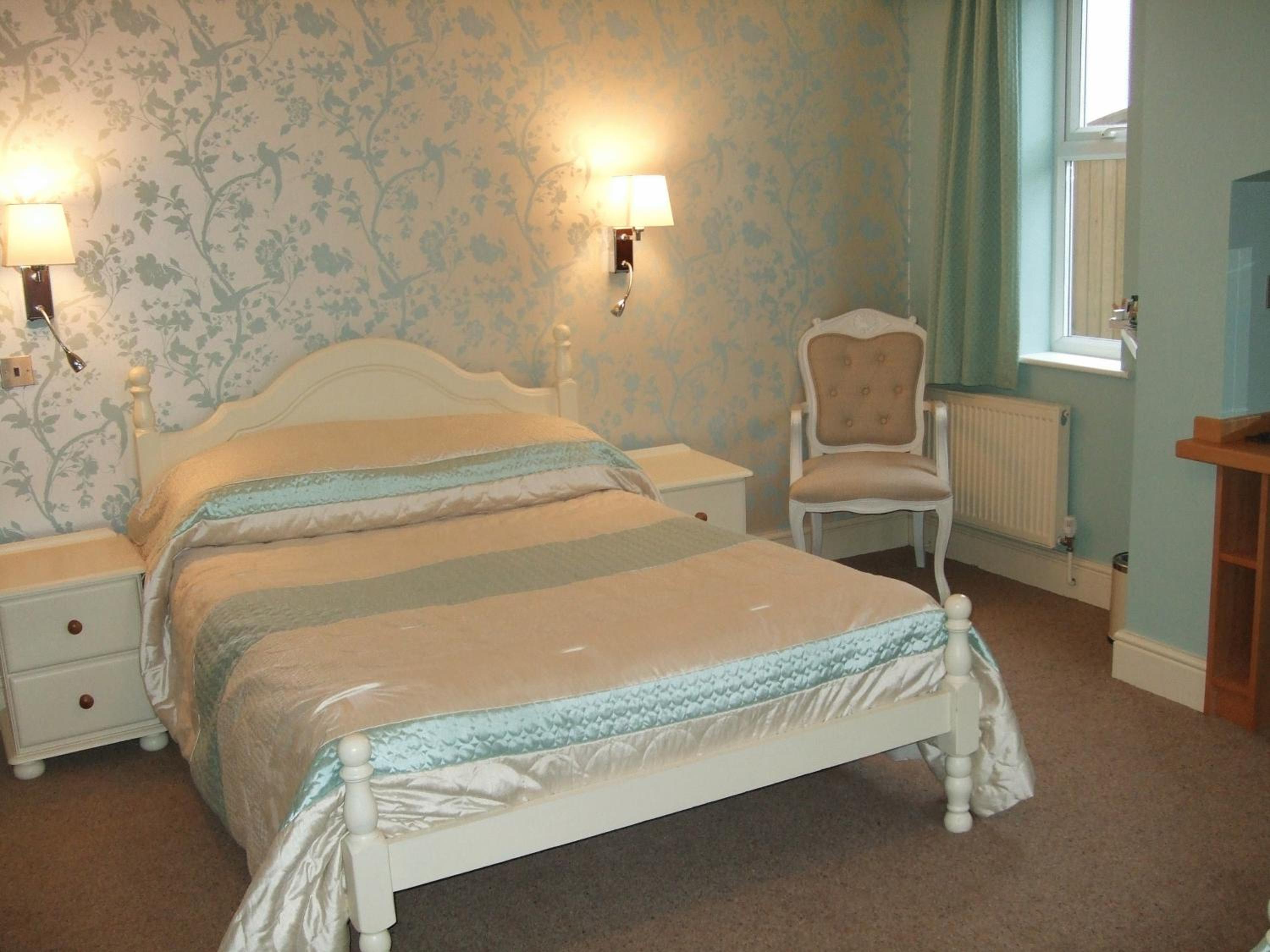 Double Room - Photo 5