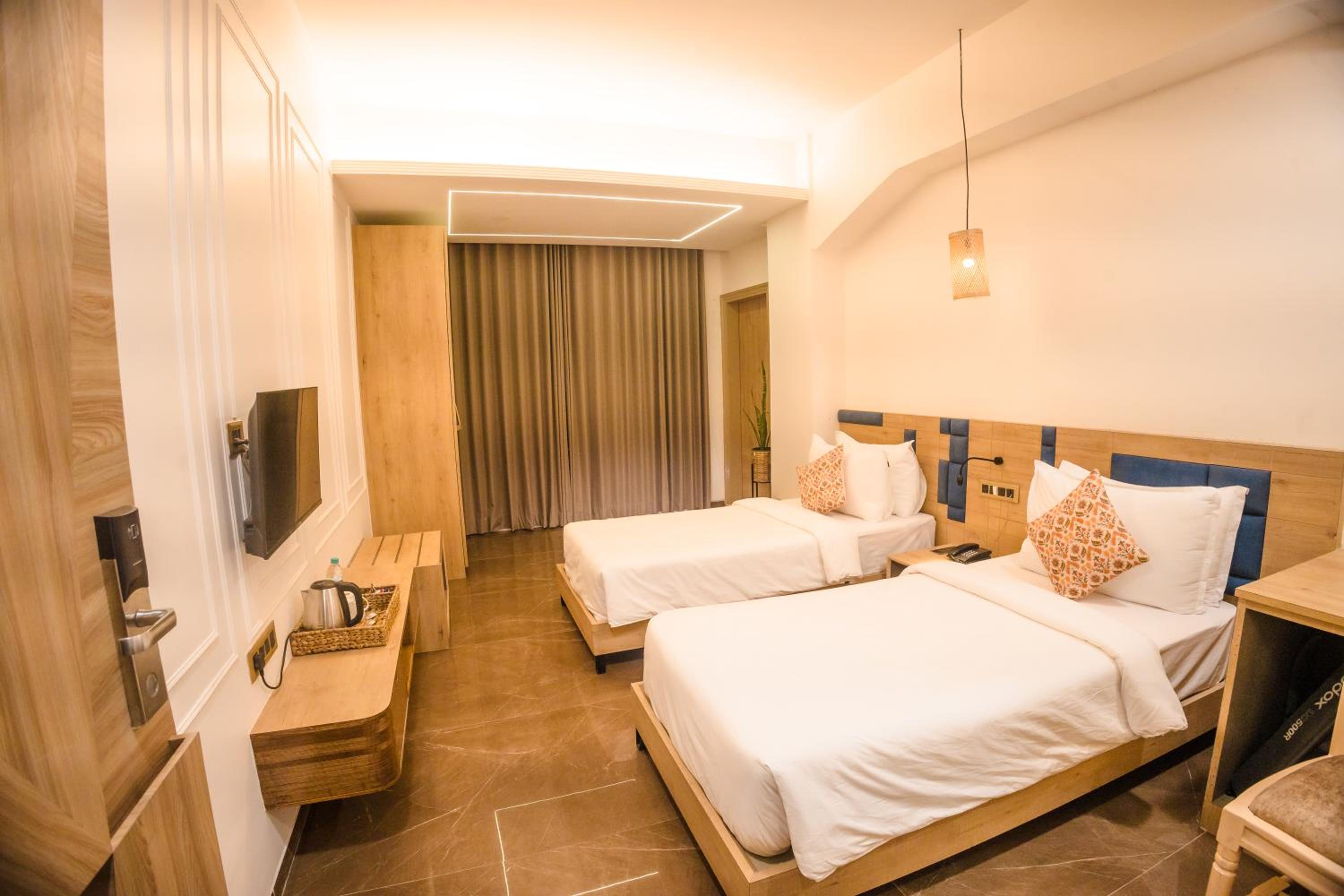 Economy Twin Room