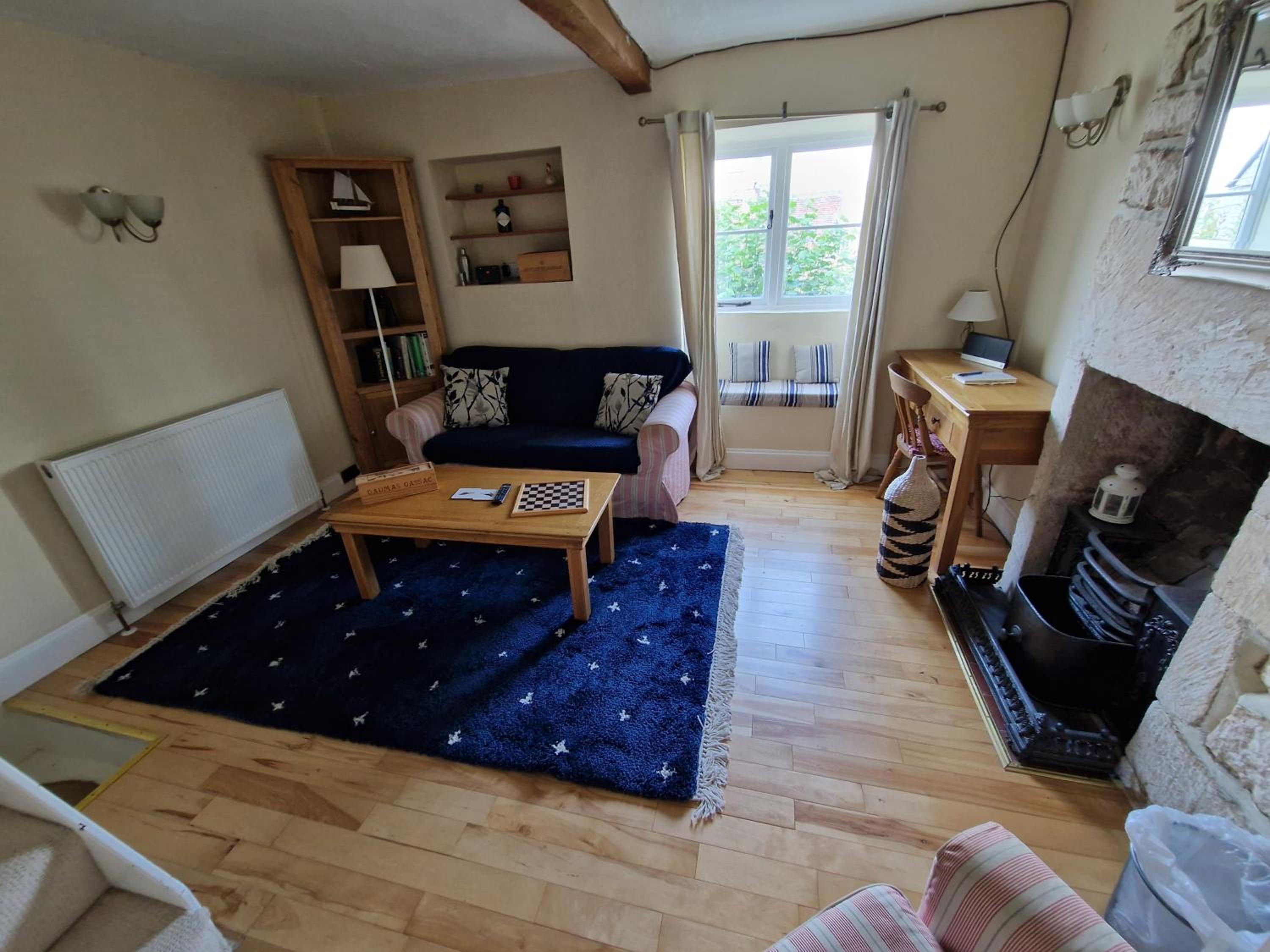 One-Bedroom House - Photo 19