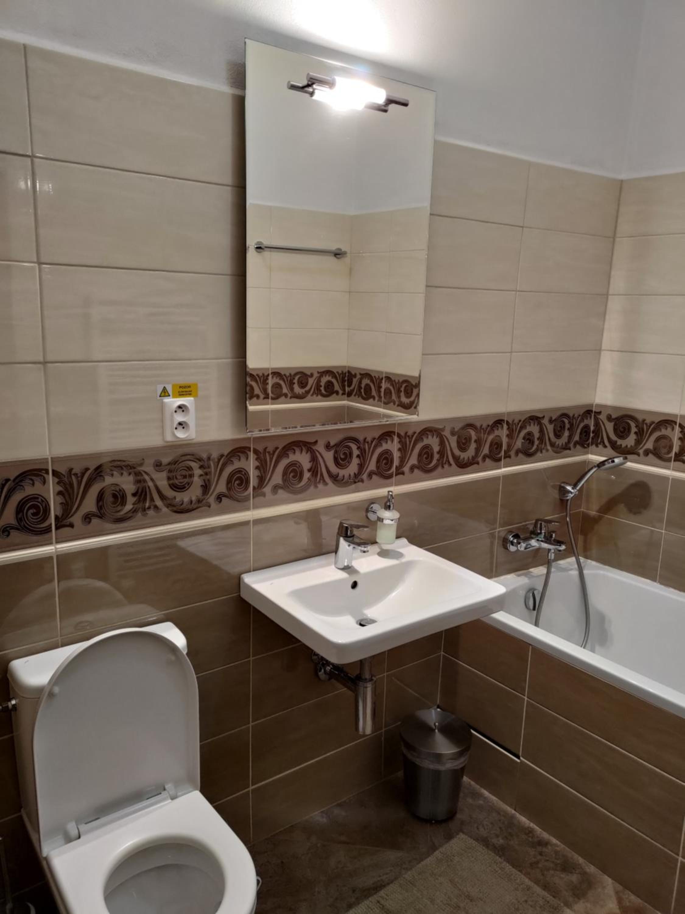 Large Double Room photo 2
