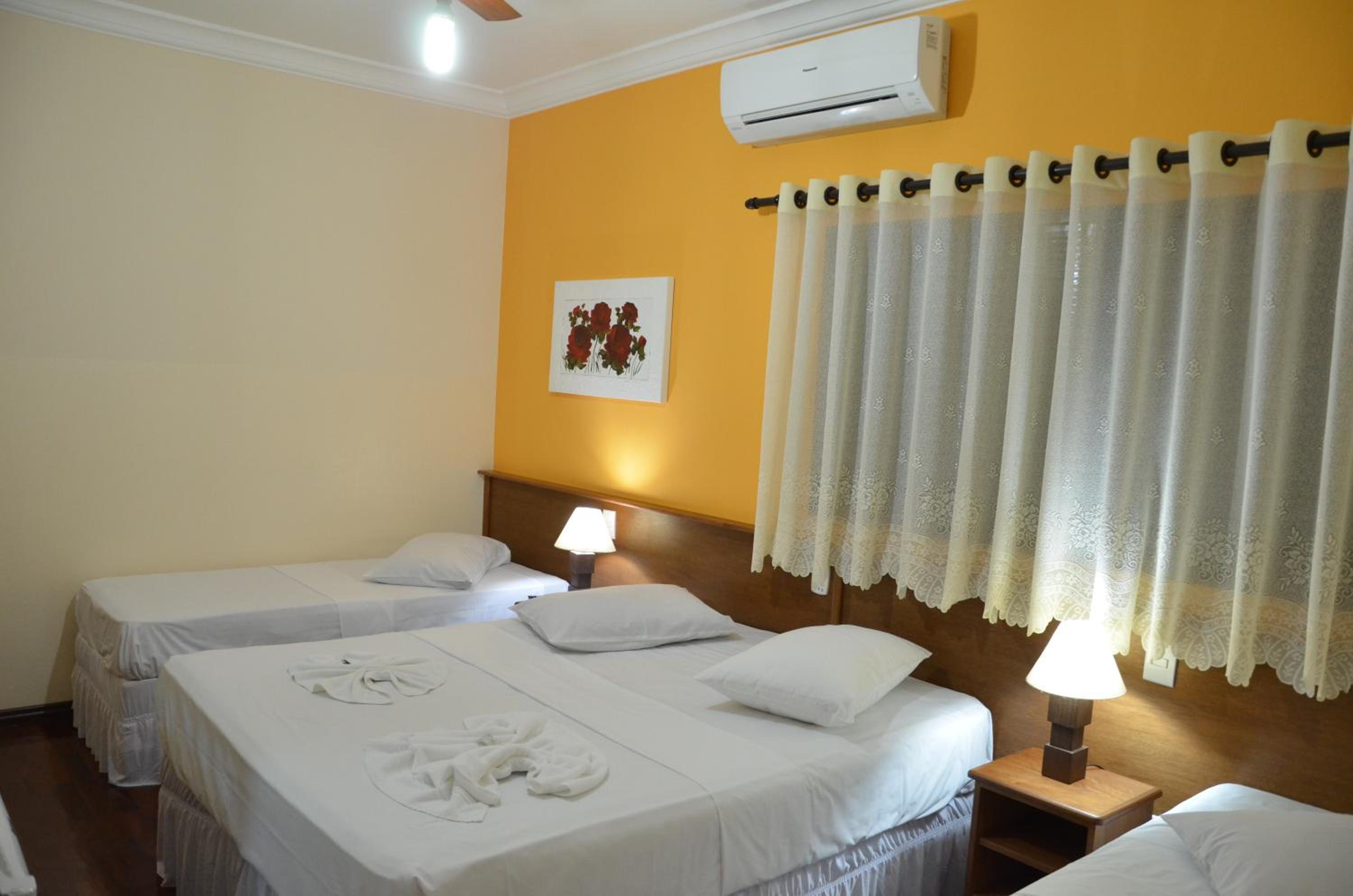 Deluxe Quadruple Room - Photo 4