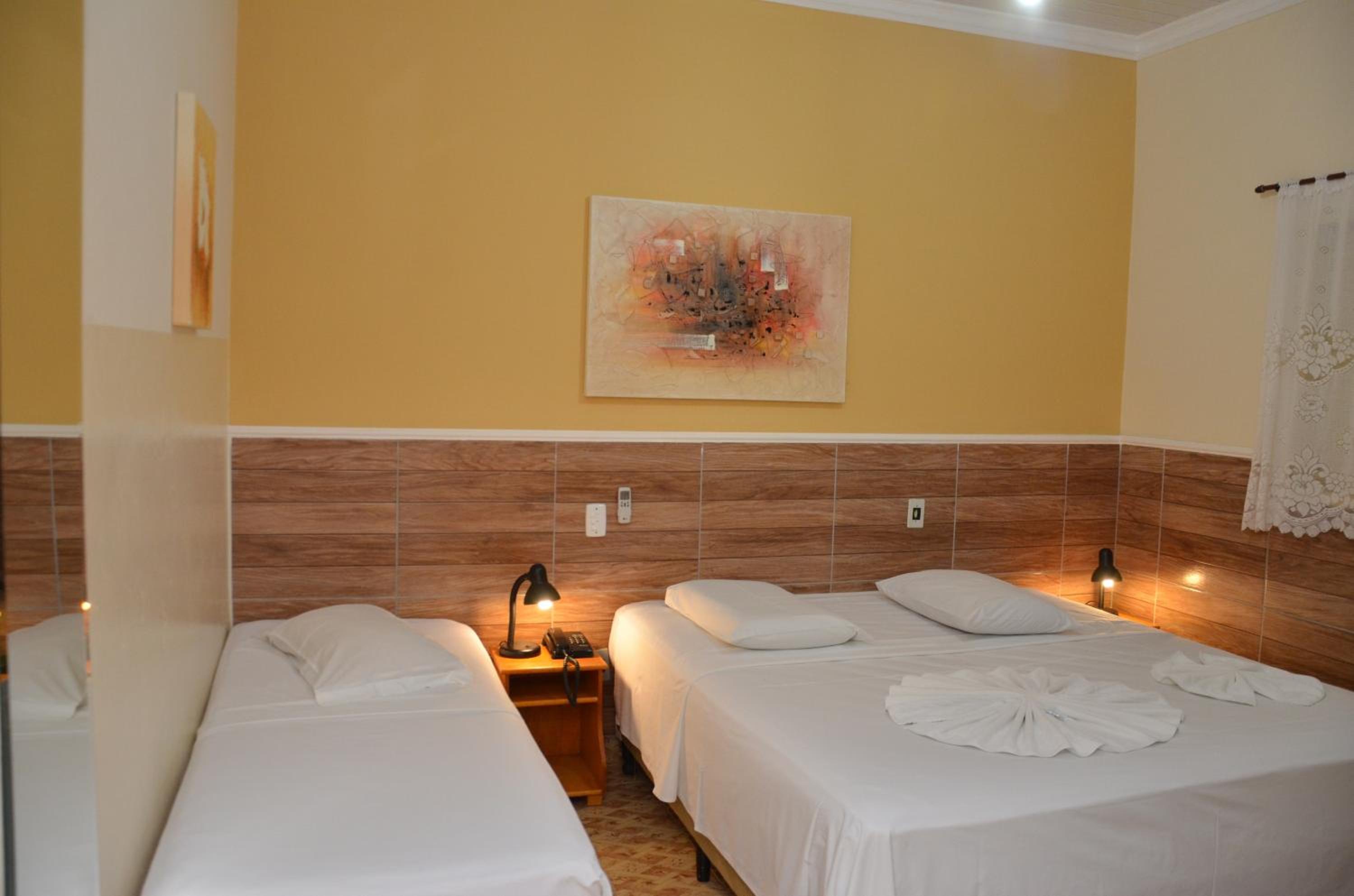 Standard Triple Room - Photo 23