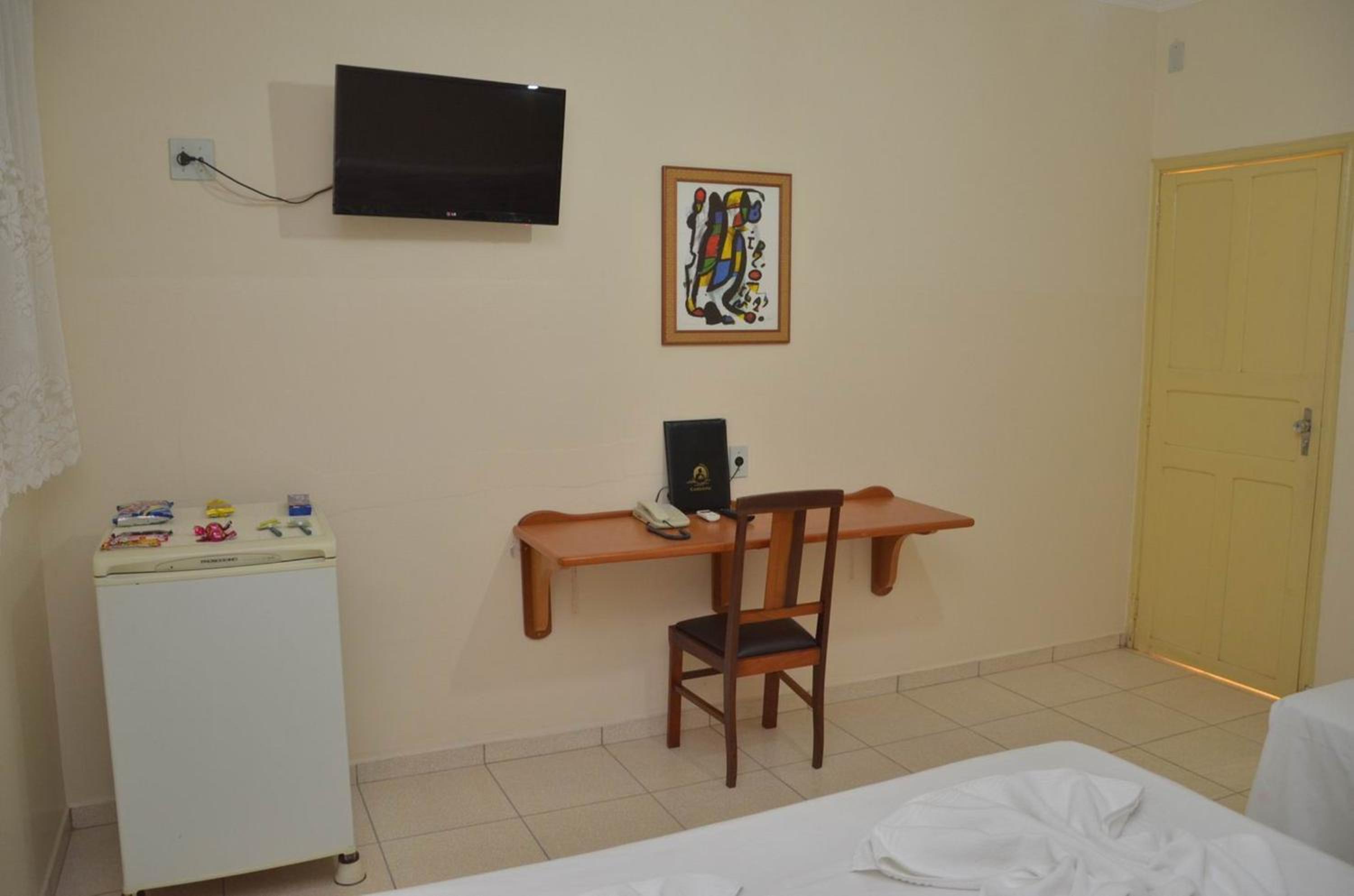 Standard Triple Room - Photo 26