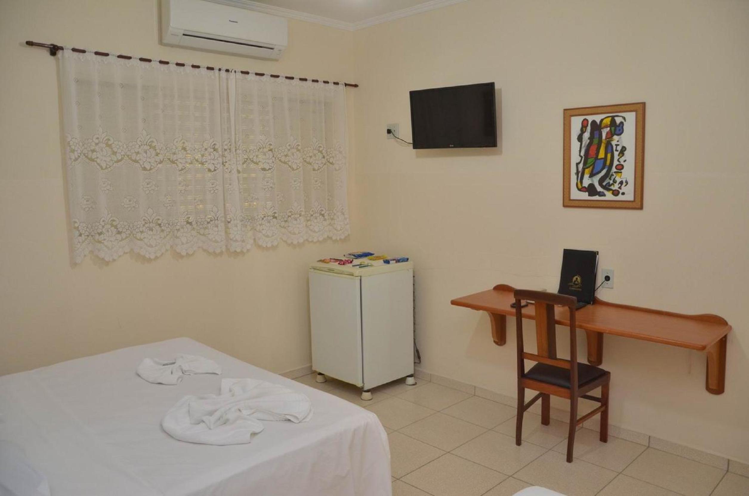 Standard Triple Room - Photo 27