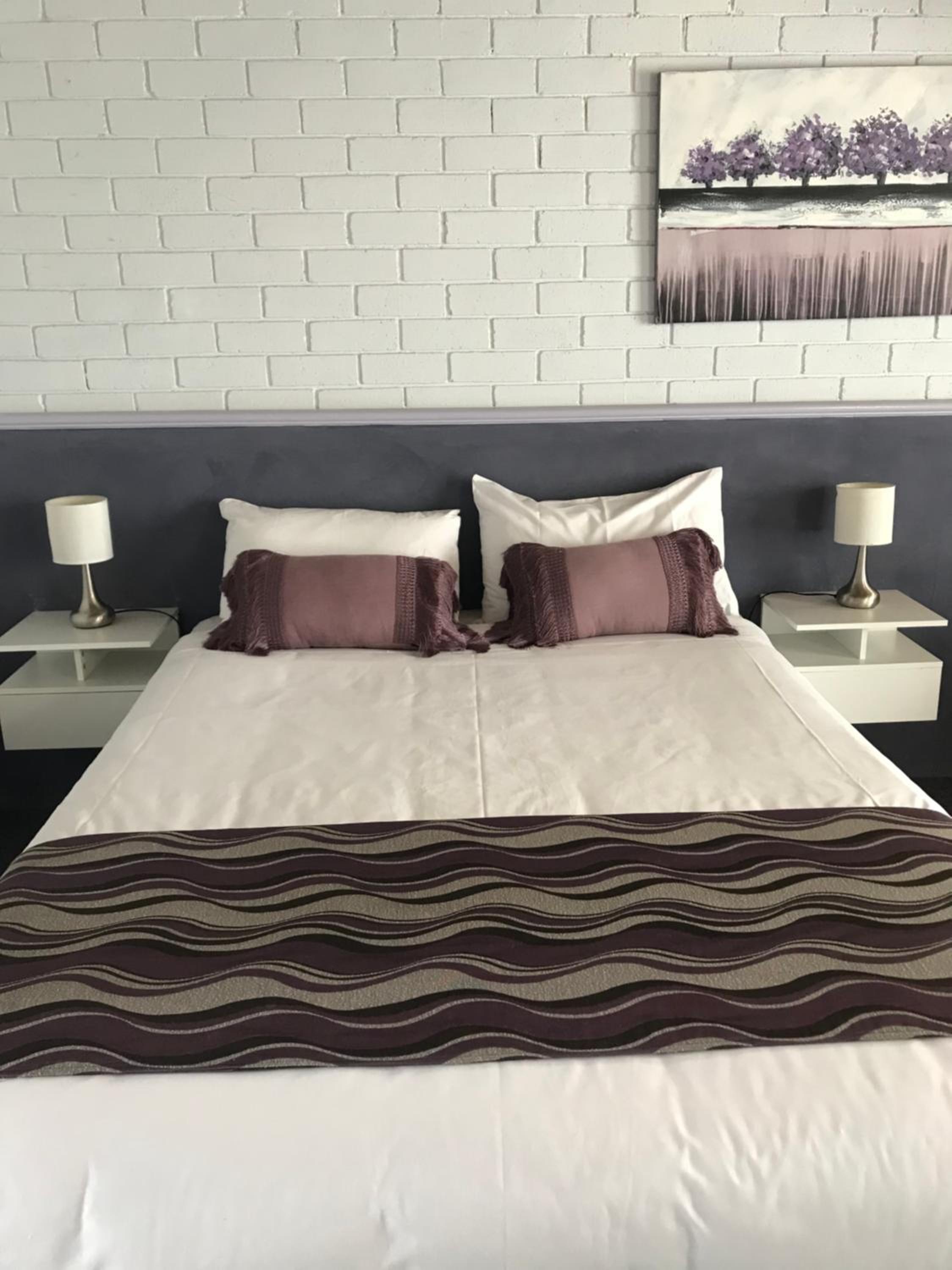 Double Room - Photo 13