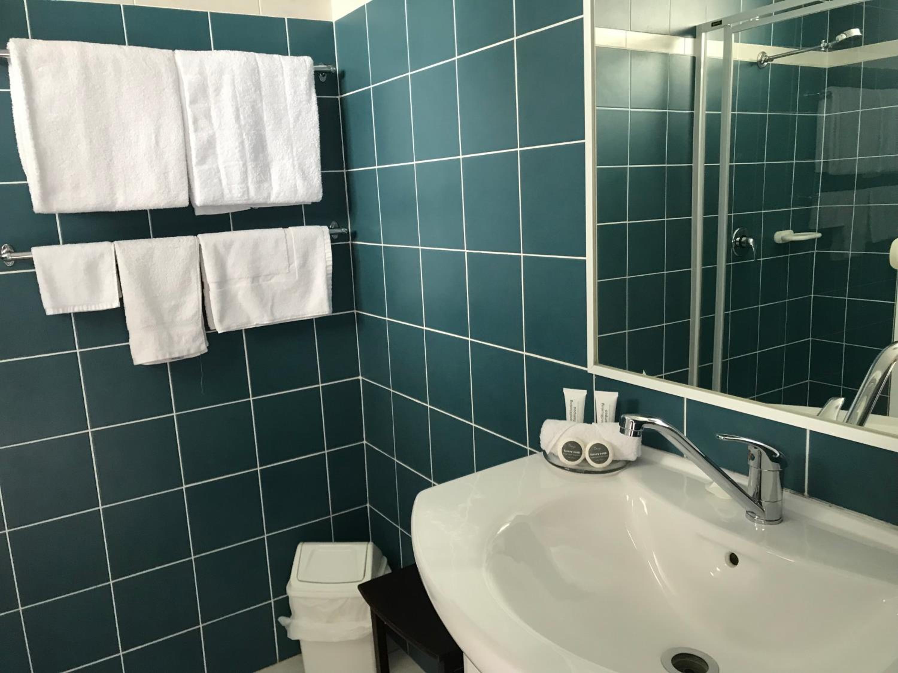 Double Room - Photo 7