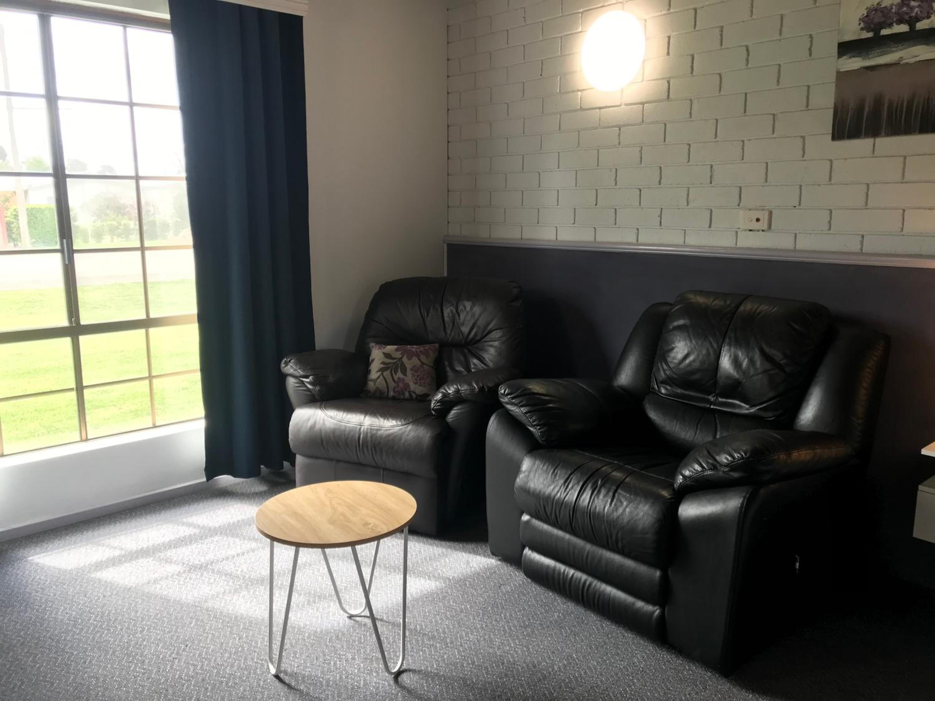 Double Room - Photo 11