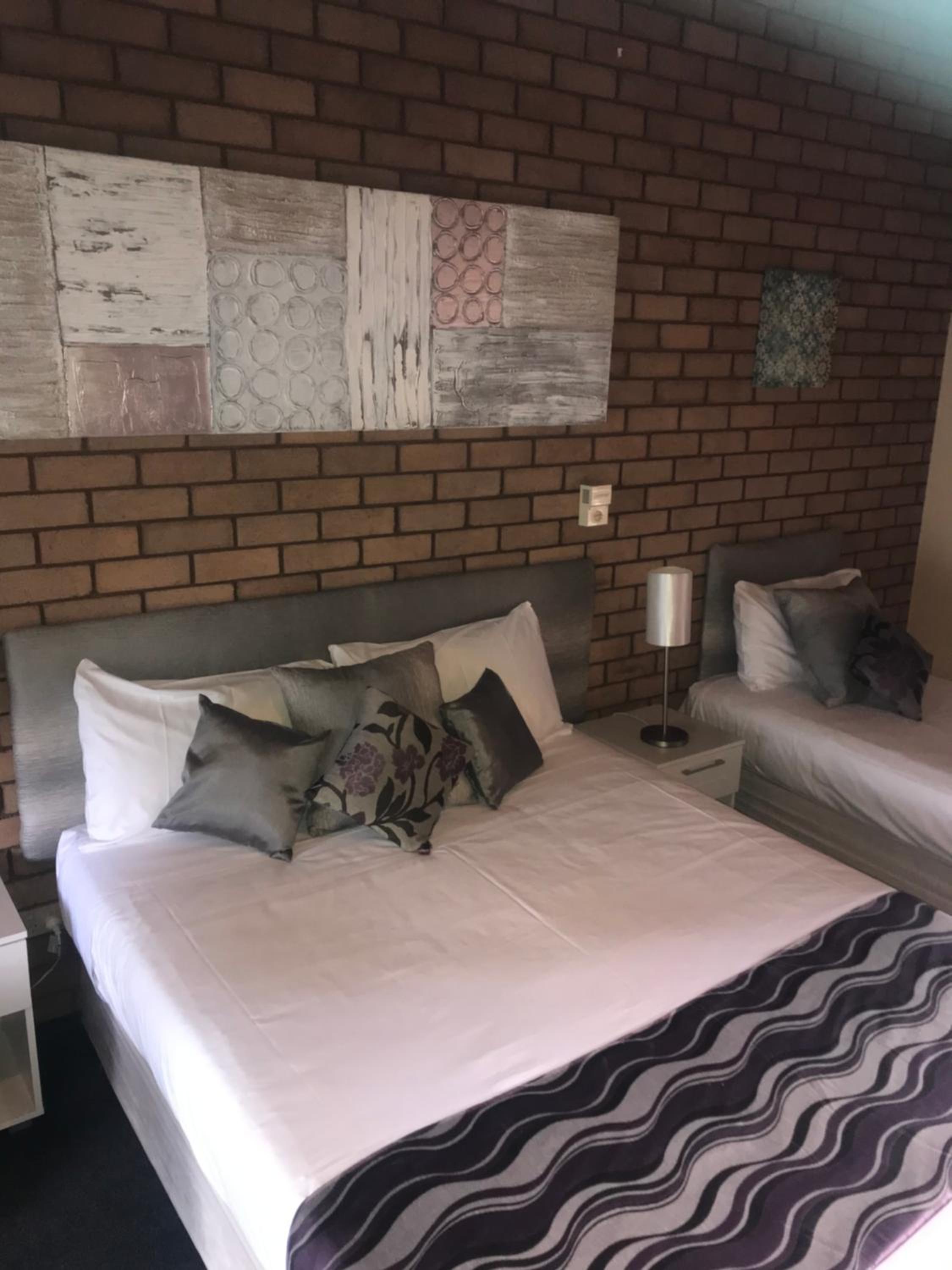 Triple Room - Photo 9